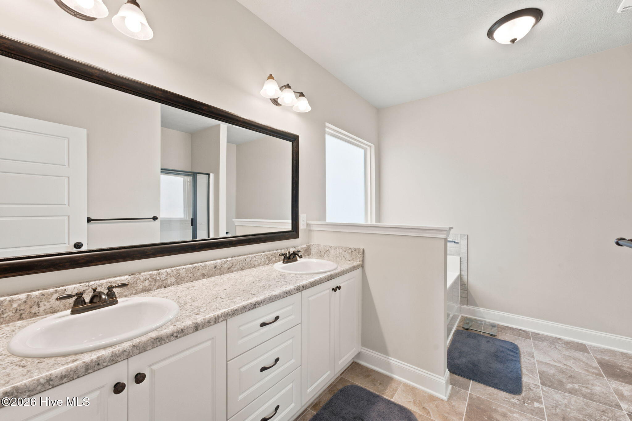 8161 Cozy Knoll Property Photo 22