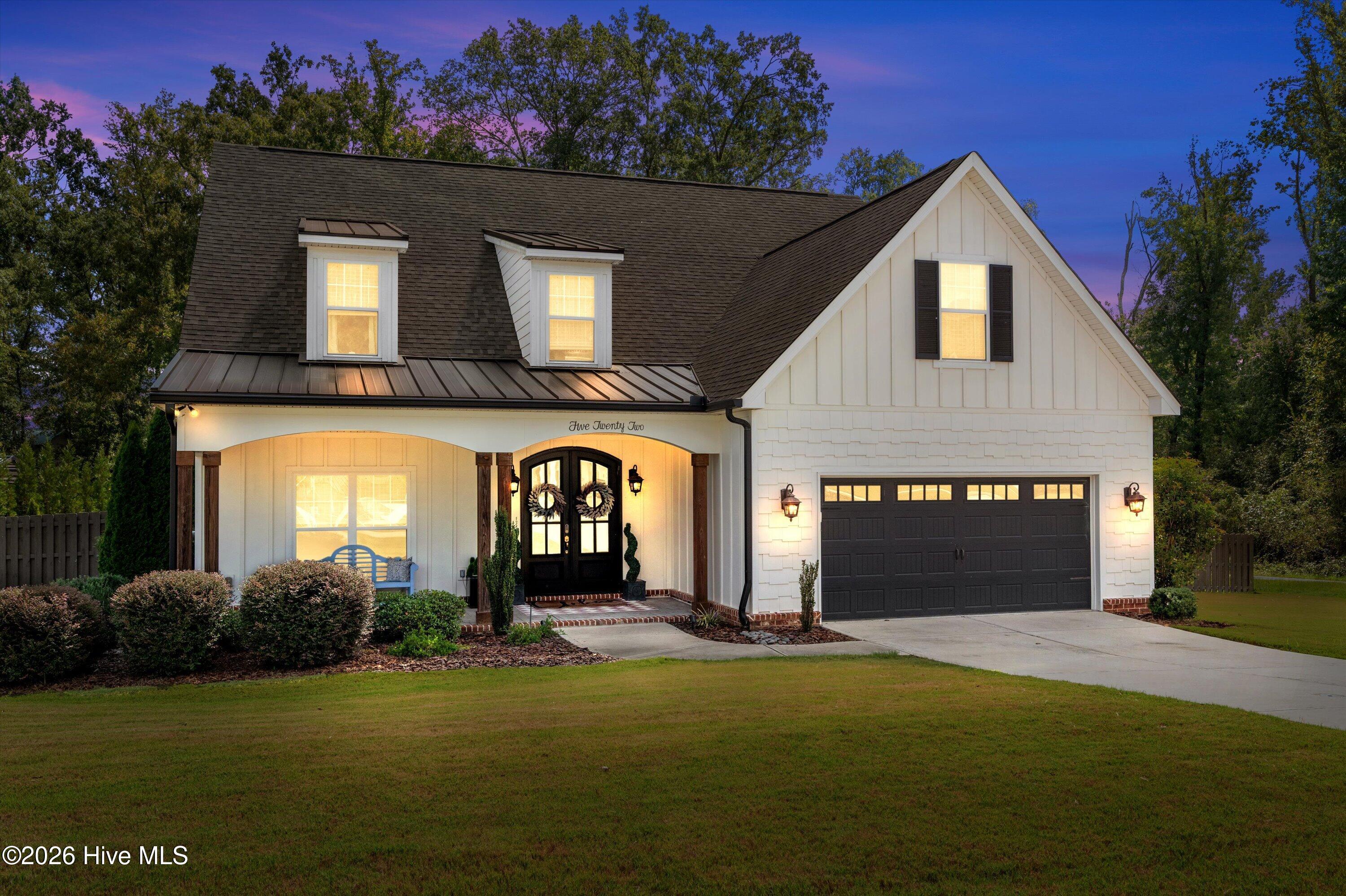522 River Oaks Lane Property Photo 1