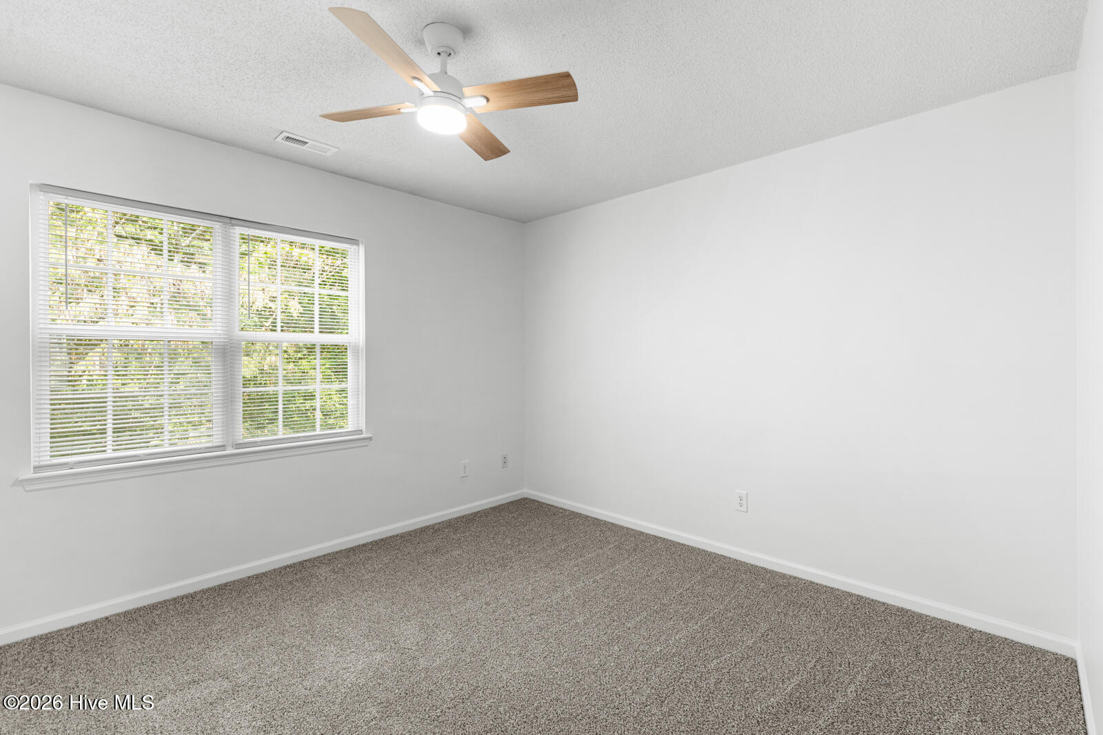 354 Bracken Place Property Photo 11