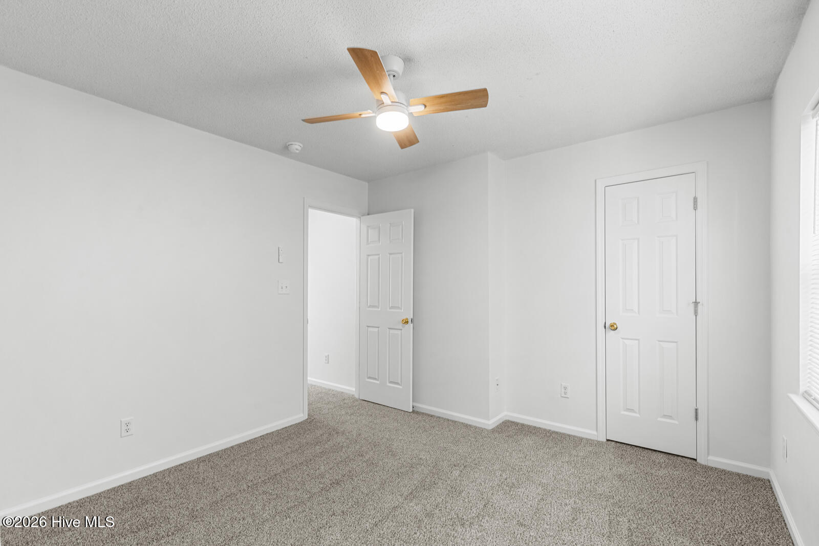 354 Bracken Place Property Photo 12