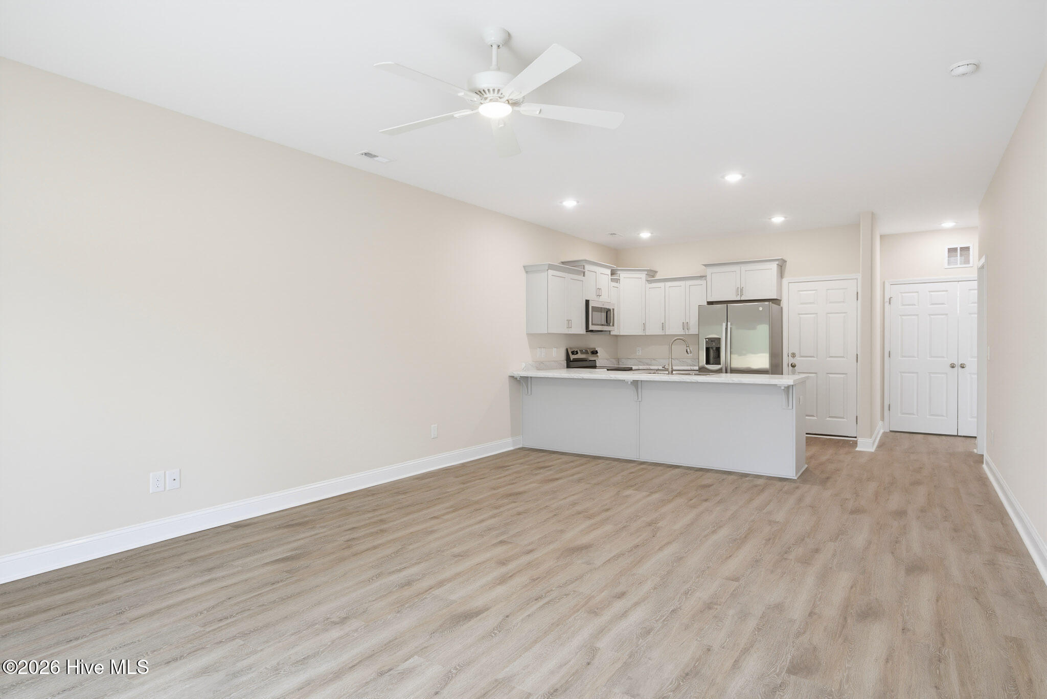 310 Coastal Reef Court Property Photo 8