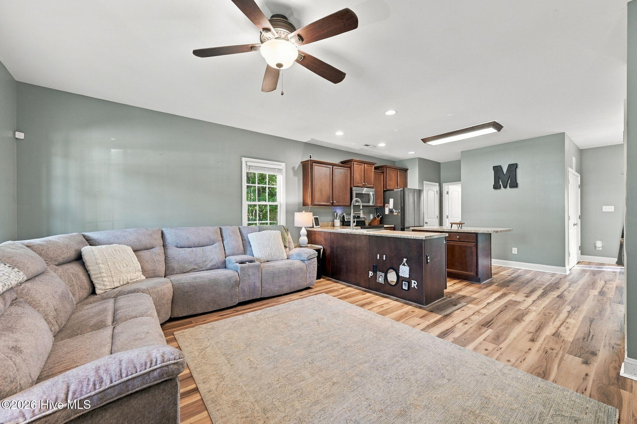 304 Raintree Circle Property Photo 6