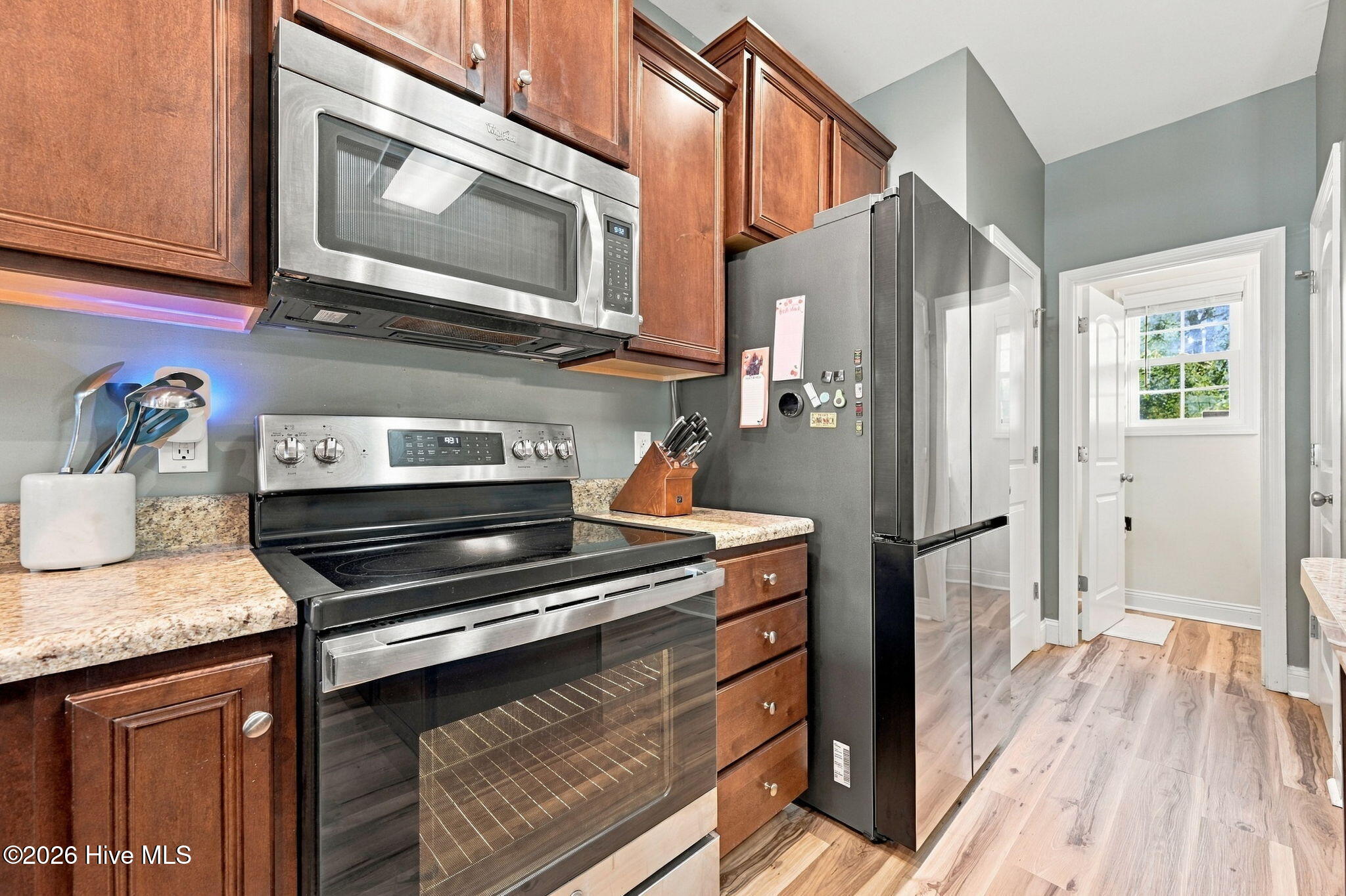 304 Raintree Circle Property Photo 14