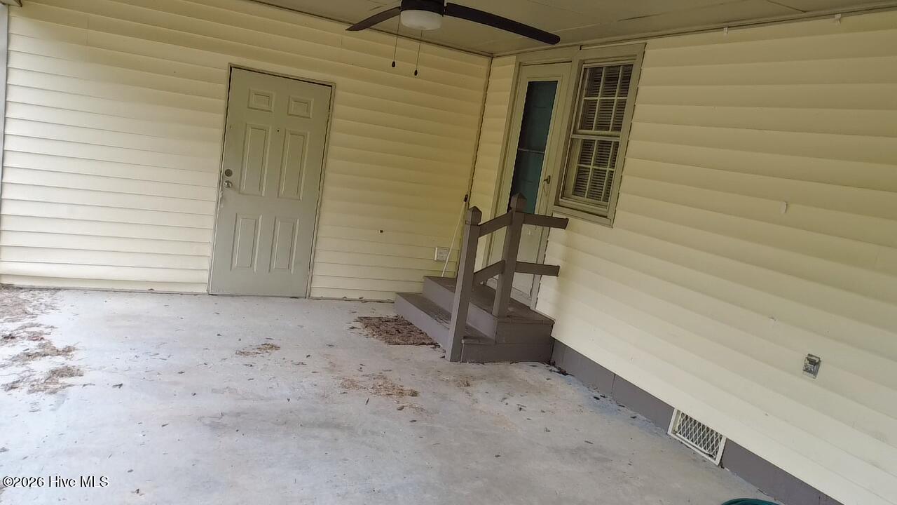 401 Cale Street Property Photo 22