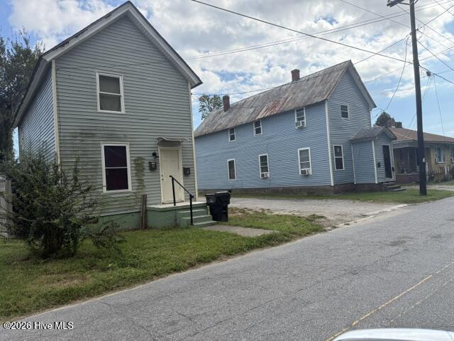 505 Roanoke Avenue Property Photo 1