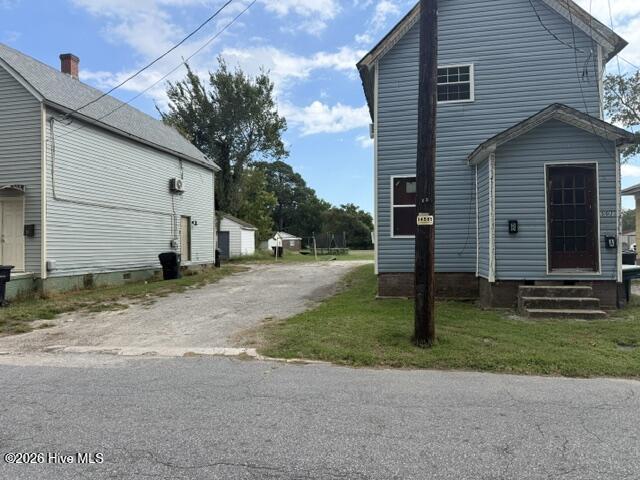 505 Roanoke Avenue Property Photo 3