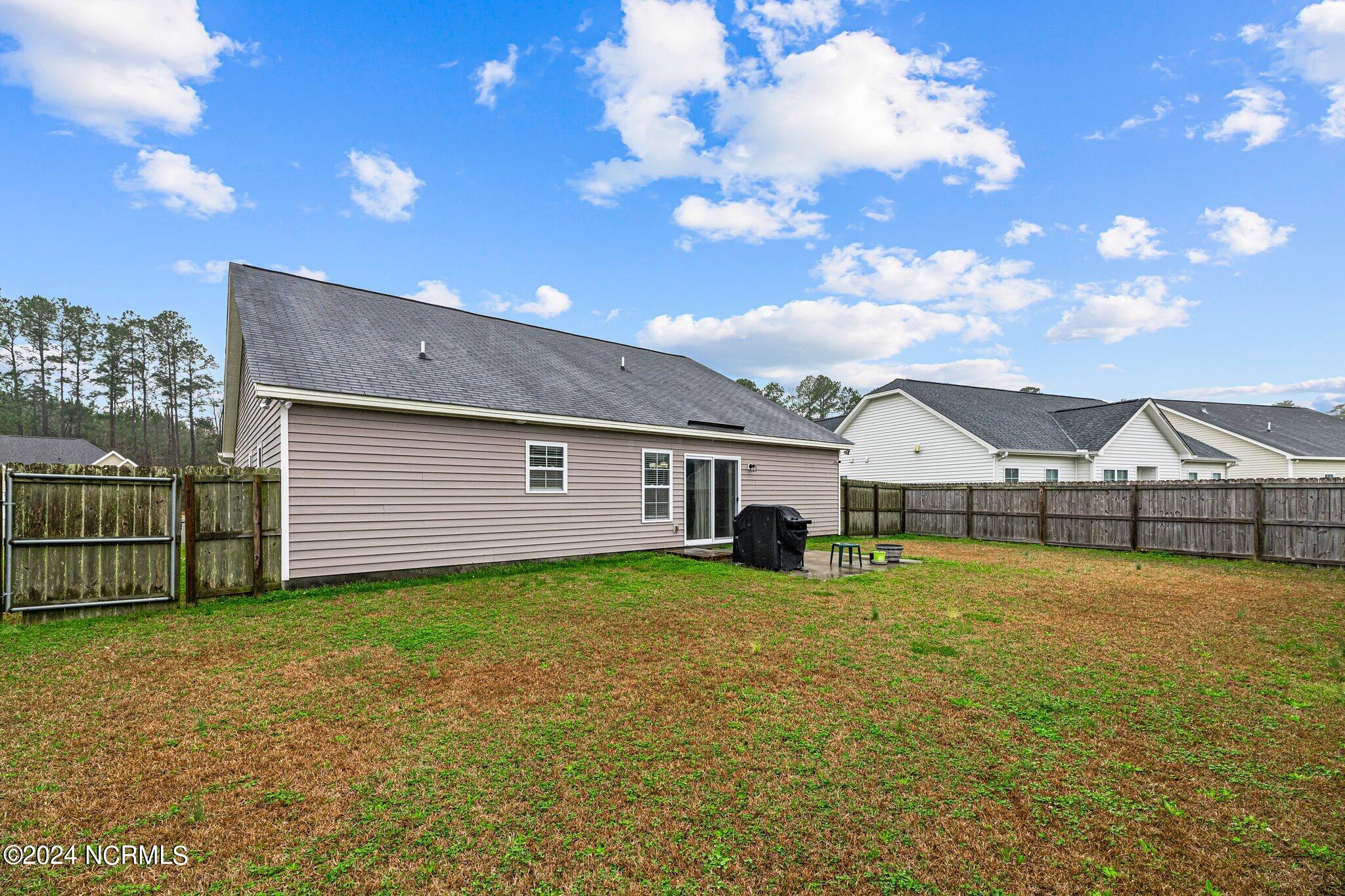 211 Lynden Lane Property Photo 33