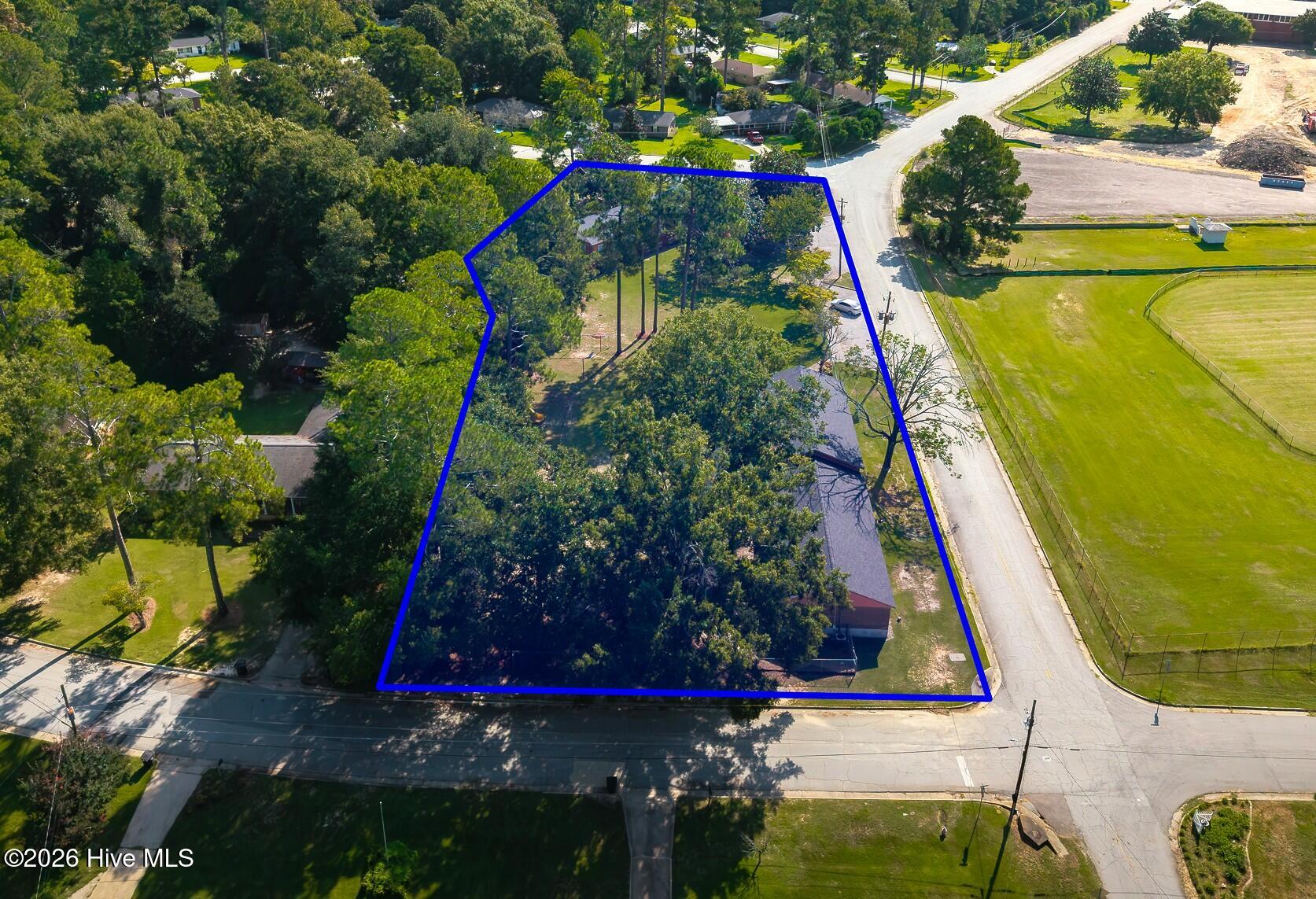 506 Church Street Property Photo 4