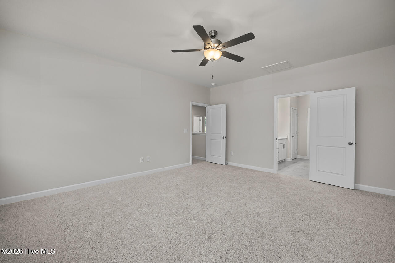 559 Whinfield Place Property Photo 28