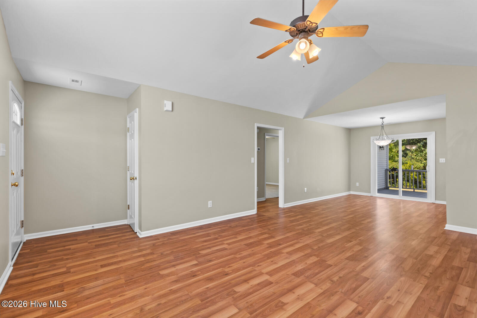 209 Brookstone Way Property Photo 3