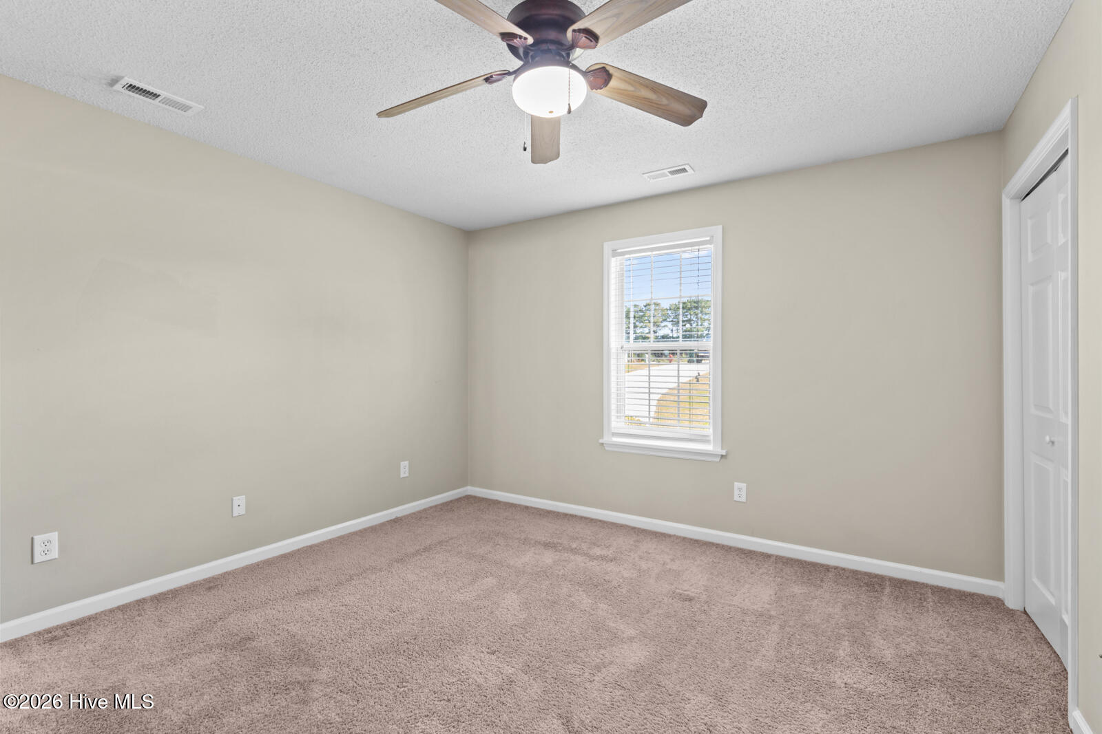 209 Brookstone Way Property Photo 9