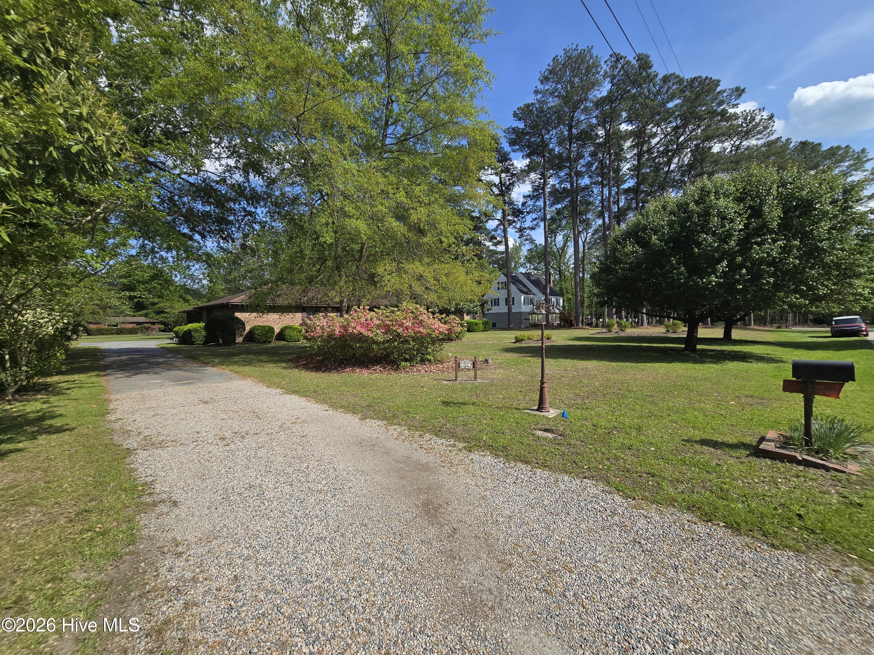 202 Haven Way S Property Photo 6