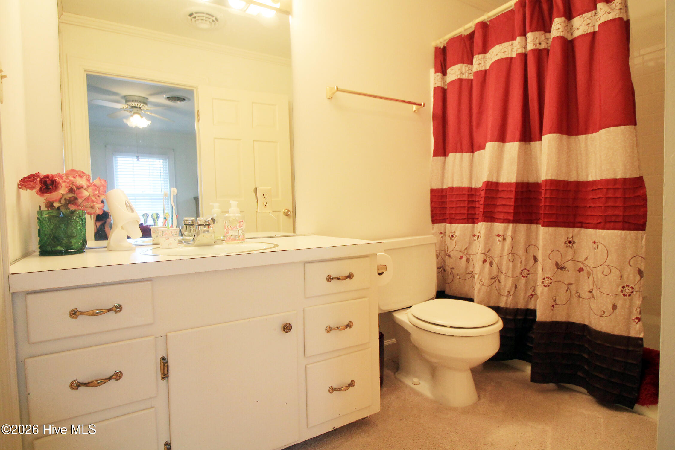 202 Haven Way S Property Photo 30