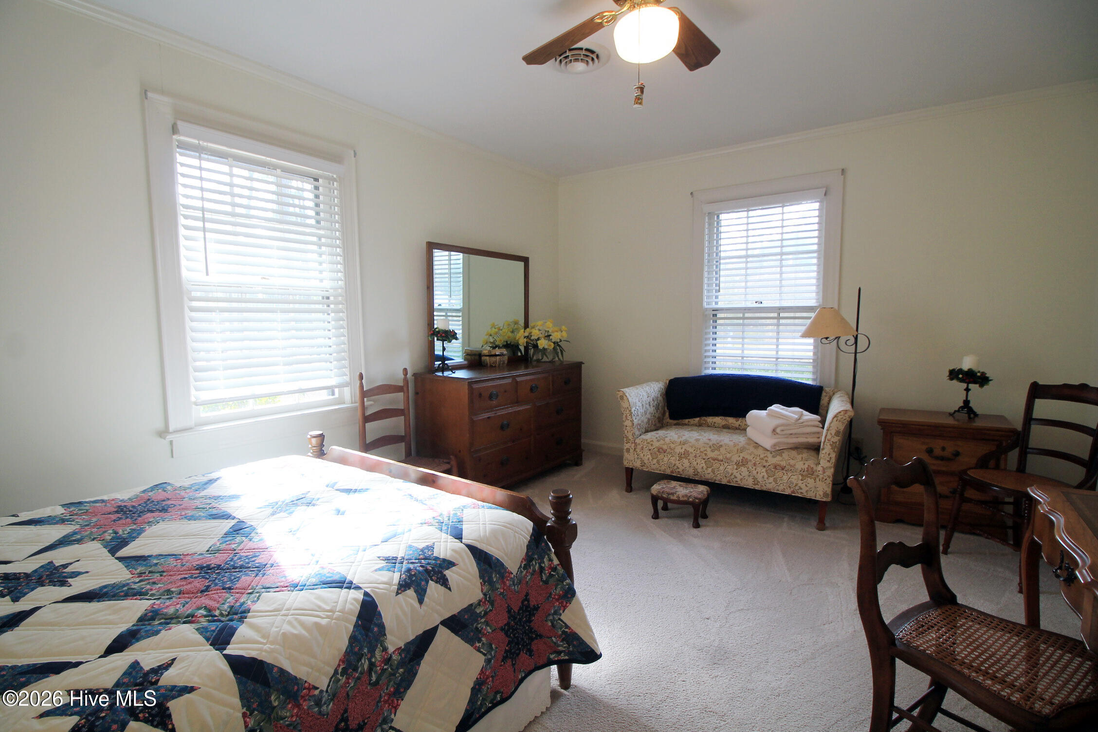 202 Haven Way S Property Photo 31