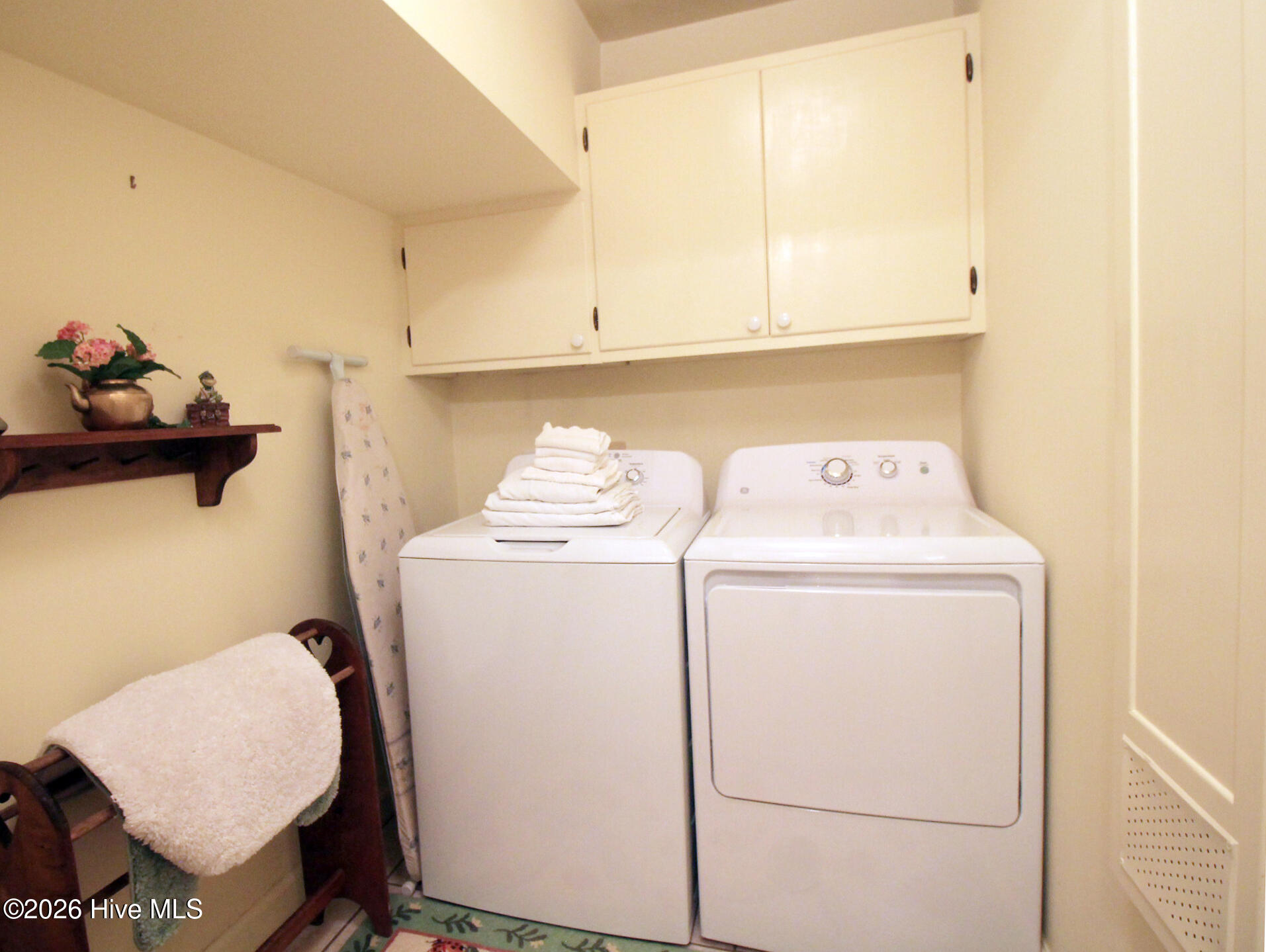 202 Haven Way S Property Photo 38