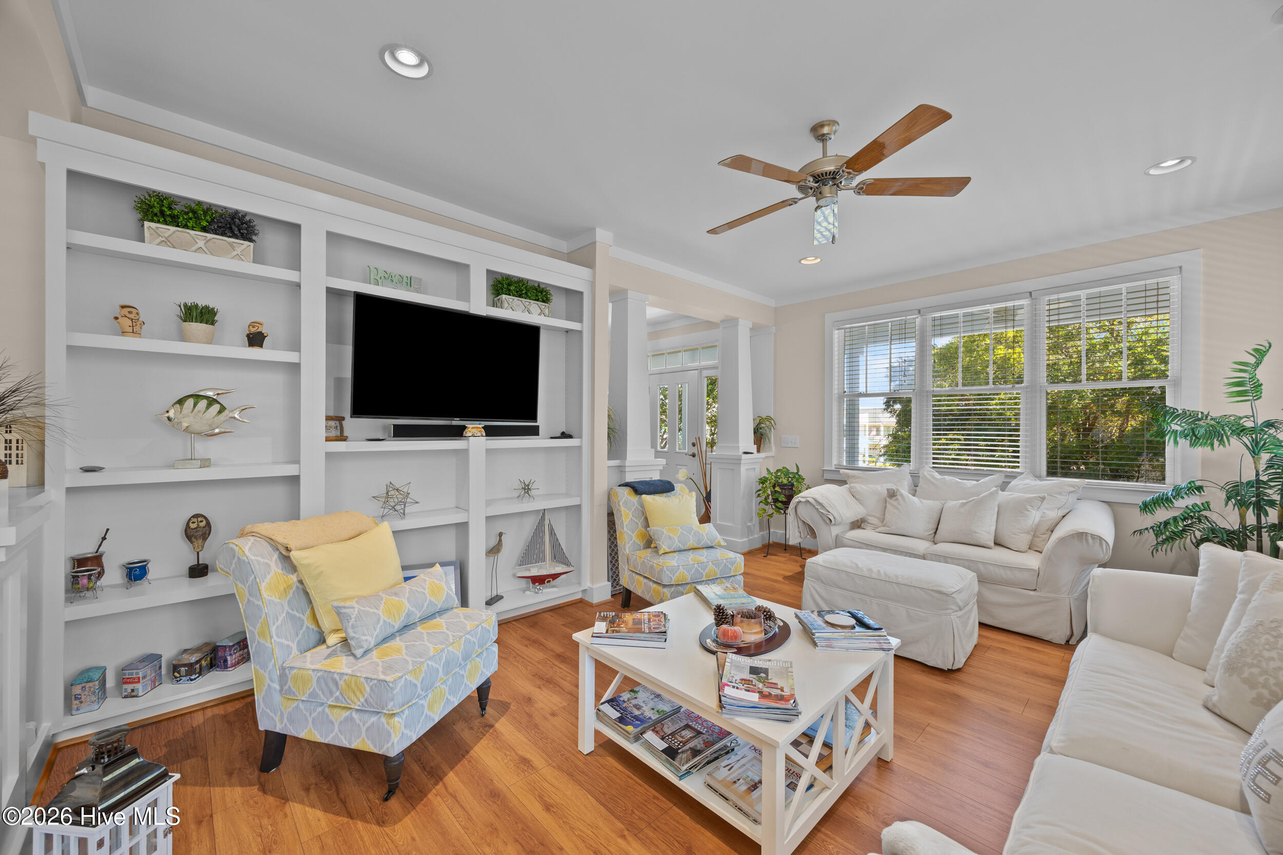 257 Seawatch Way Property Photo 13