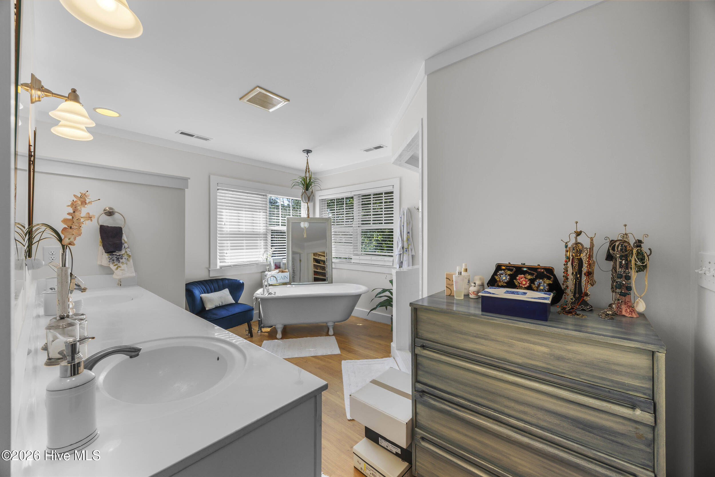257 Seawatch Way Property Photo 38
