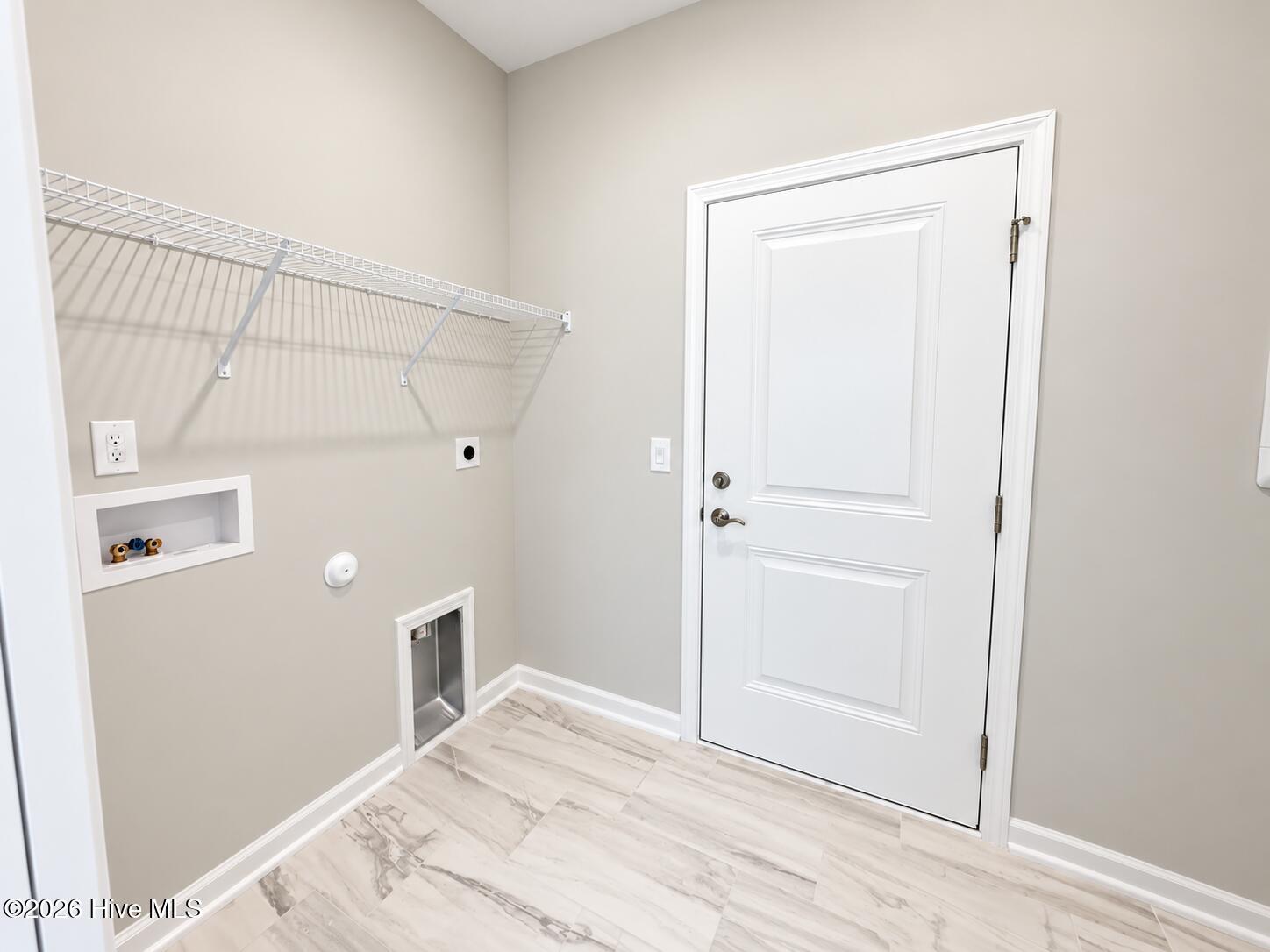3046 False Fox Loop Property Photo 11