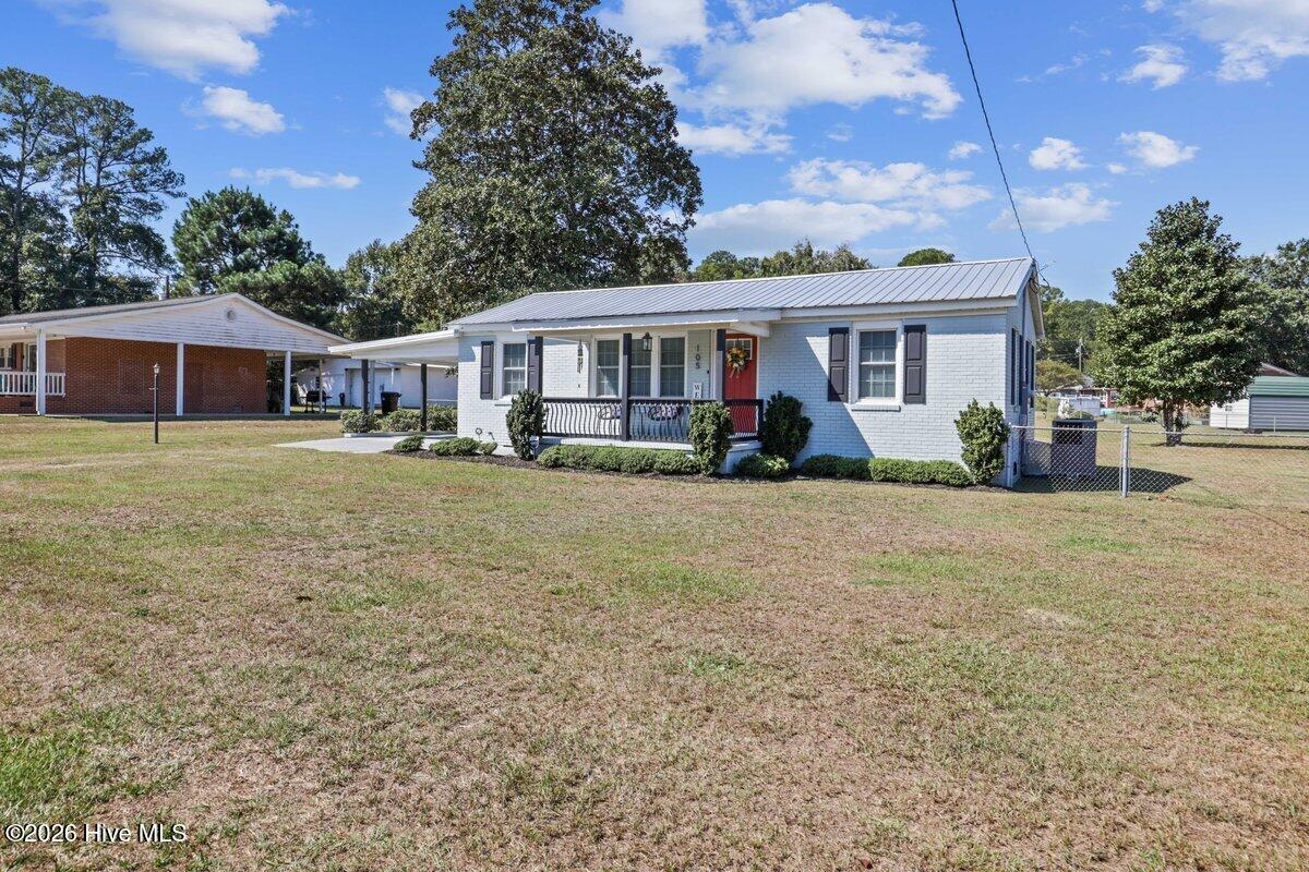 105 Nancy Drive Property Photo 2