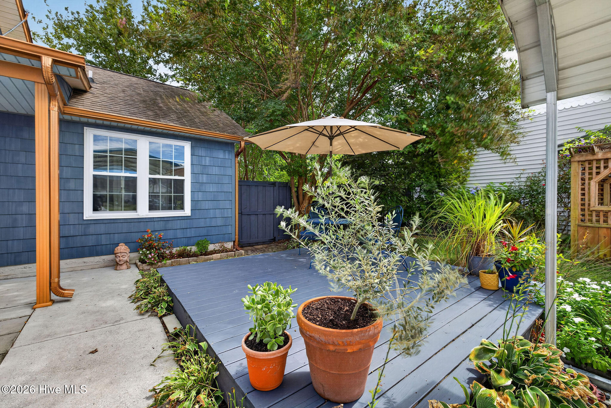 1608 Blue Tick Court Property Photo 3