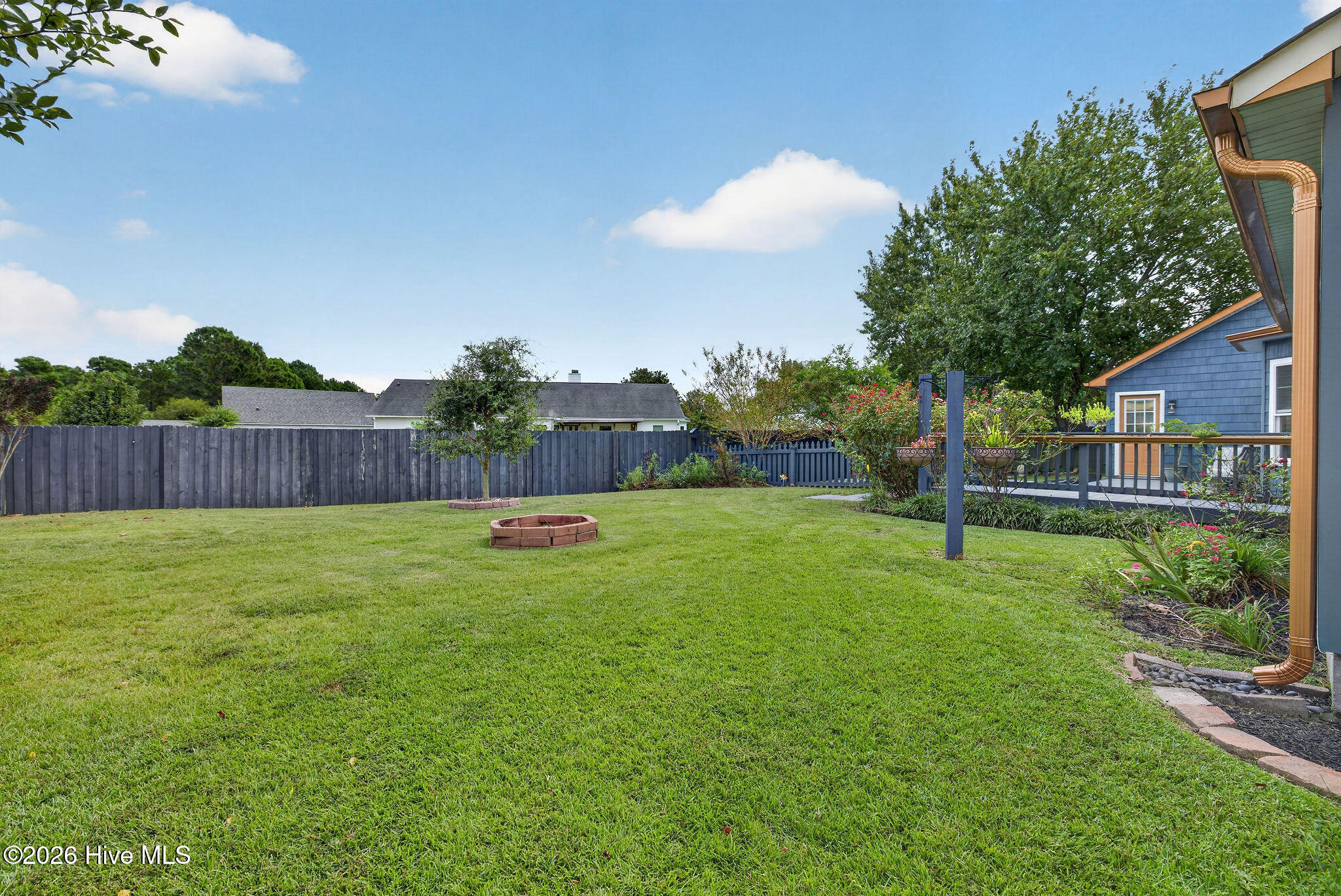 1608 Blue Tick Court Property Photo 23