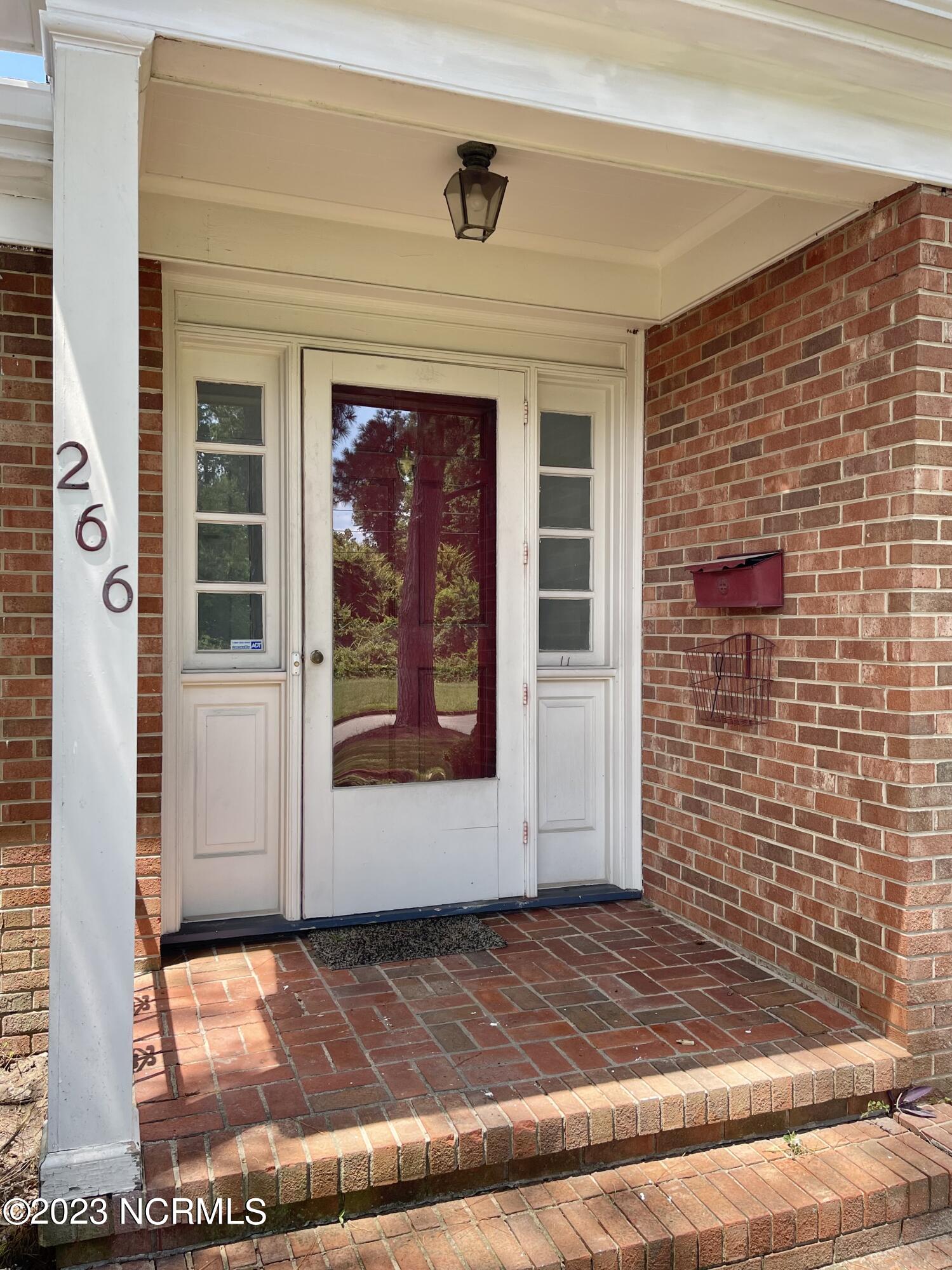 266 W Frink Street Property Photo 15