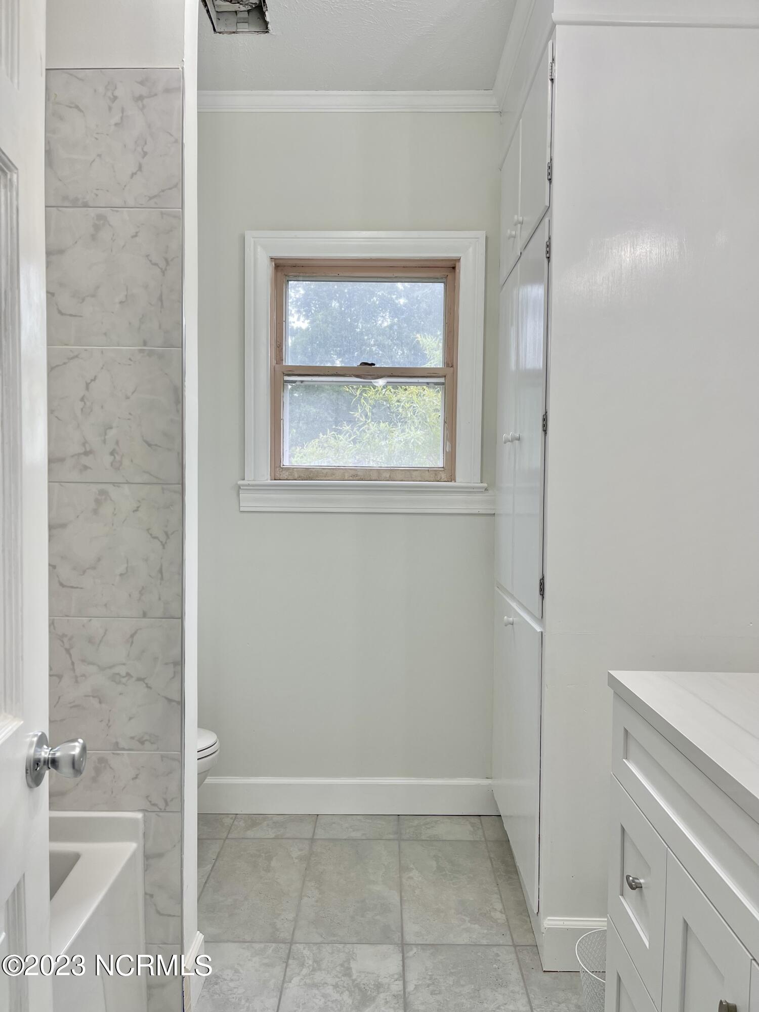 266 W Frink Street Property Photo 39