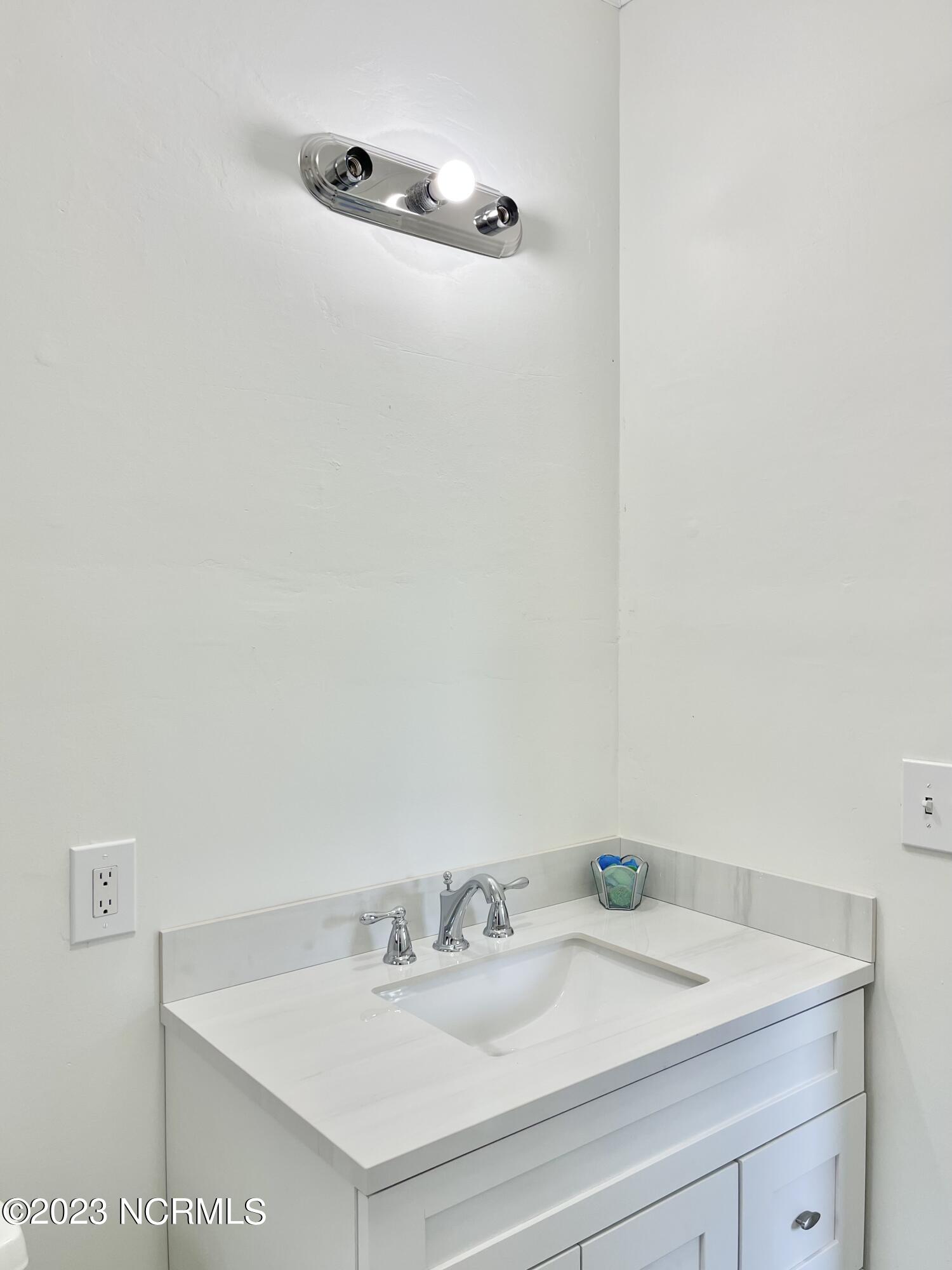 266 W Frink Street Property Photo 45