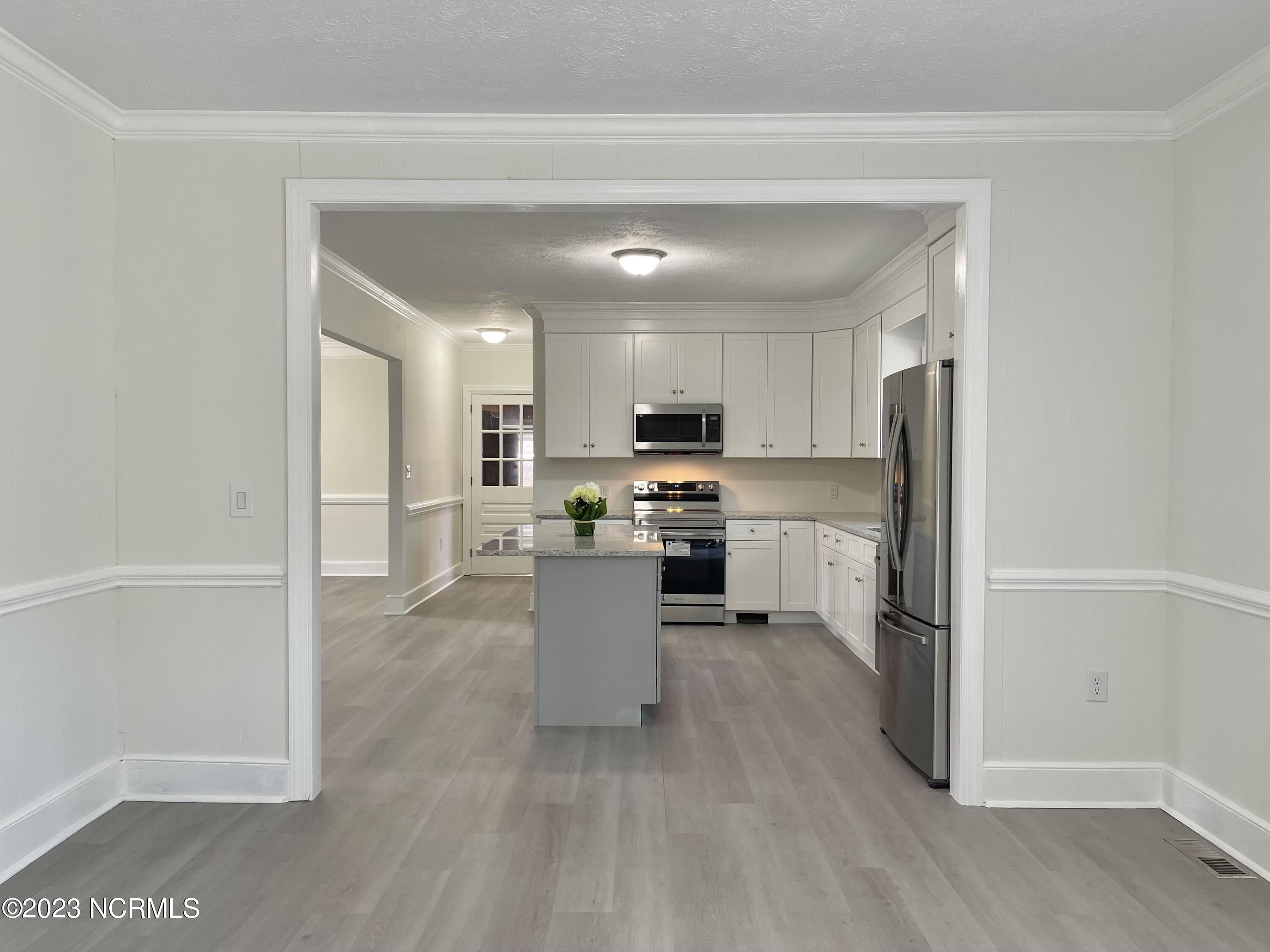 266 W Frink Street Property Photo 55