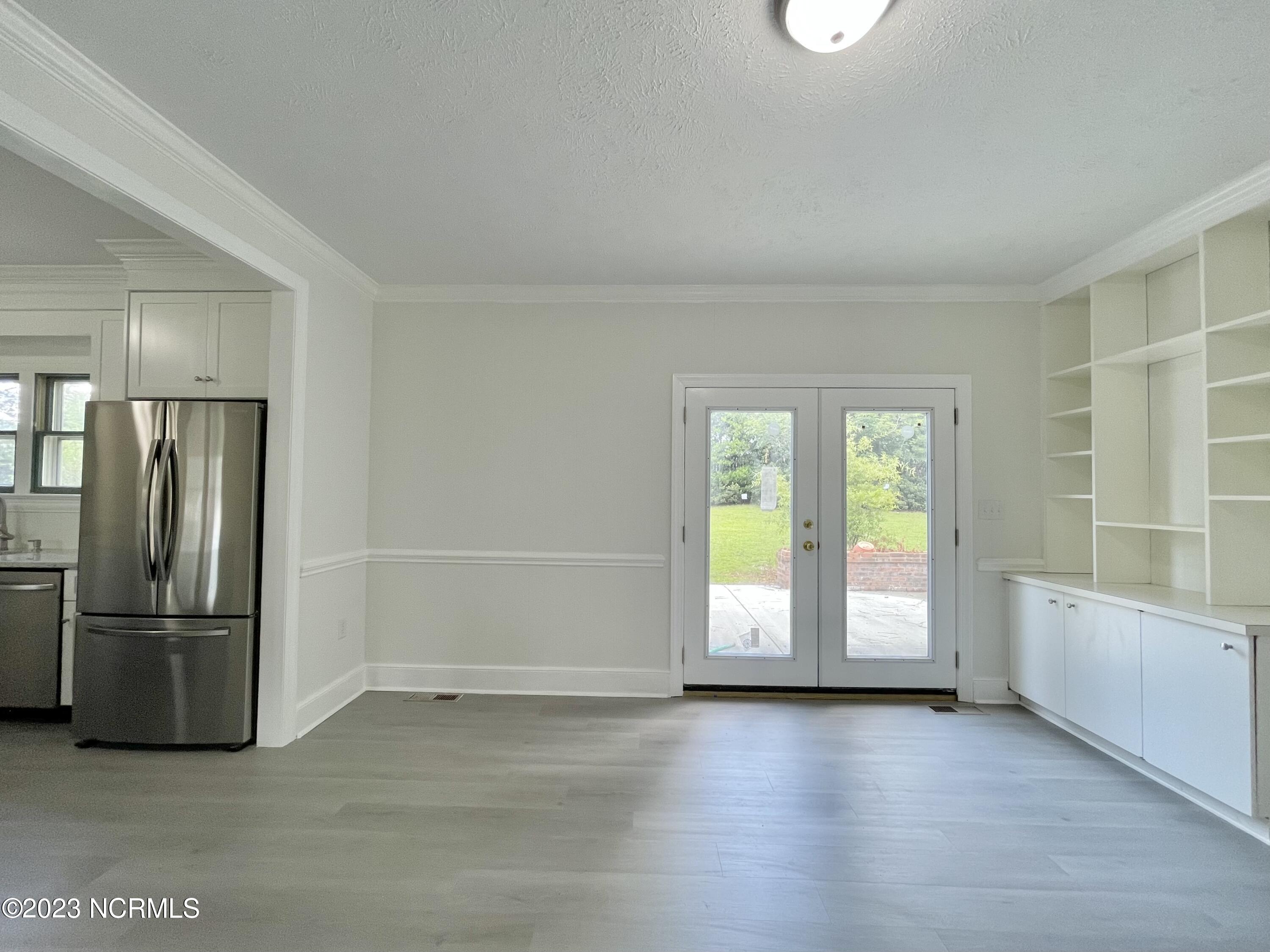 266 W Frink Street Property Photo 56