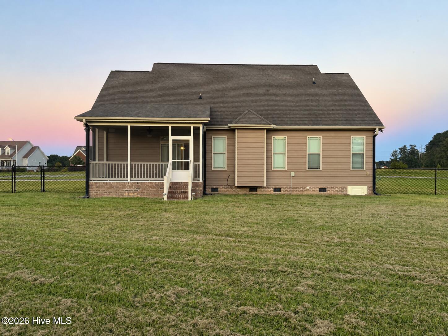 205 Glenn Laurel Drive Property Photo 6