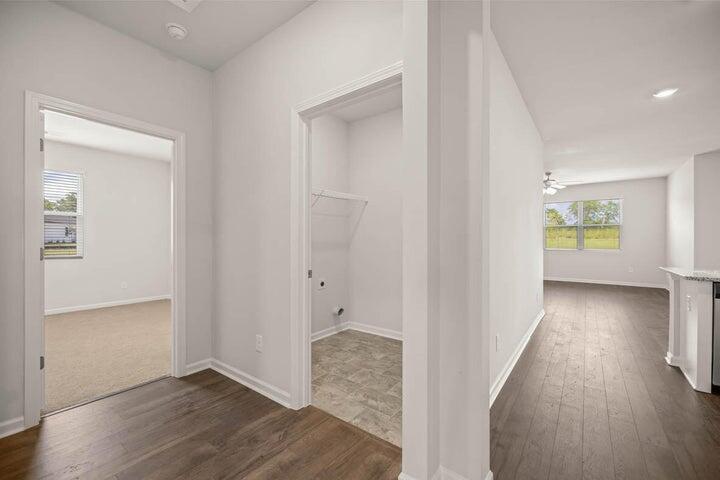 425 Prospector Court Property Photo 9