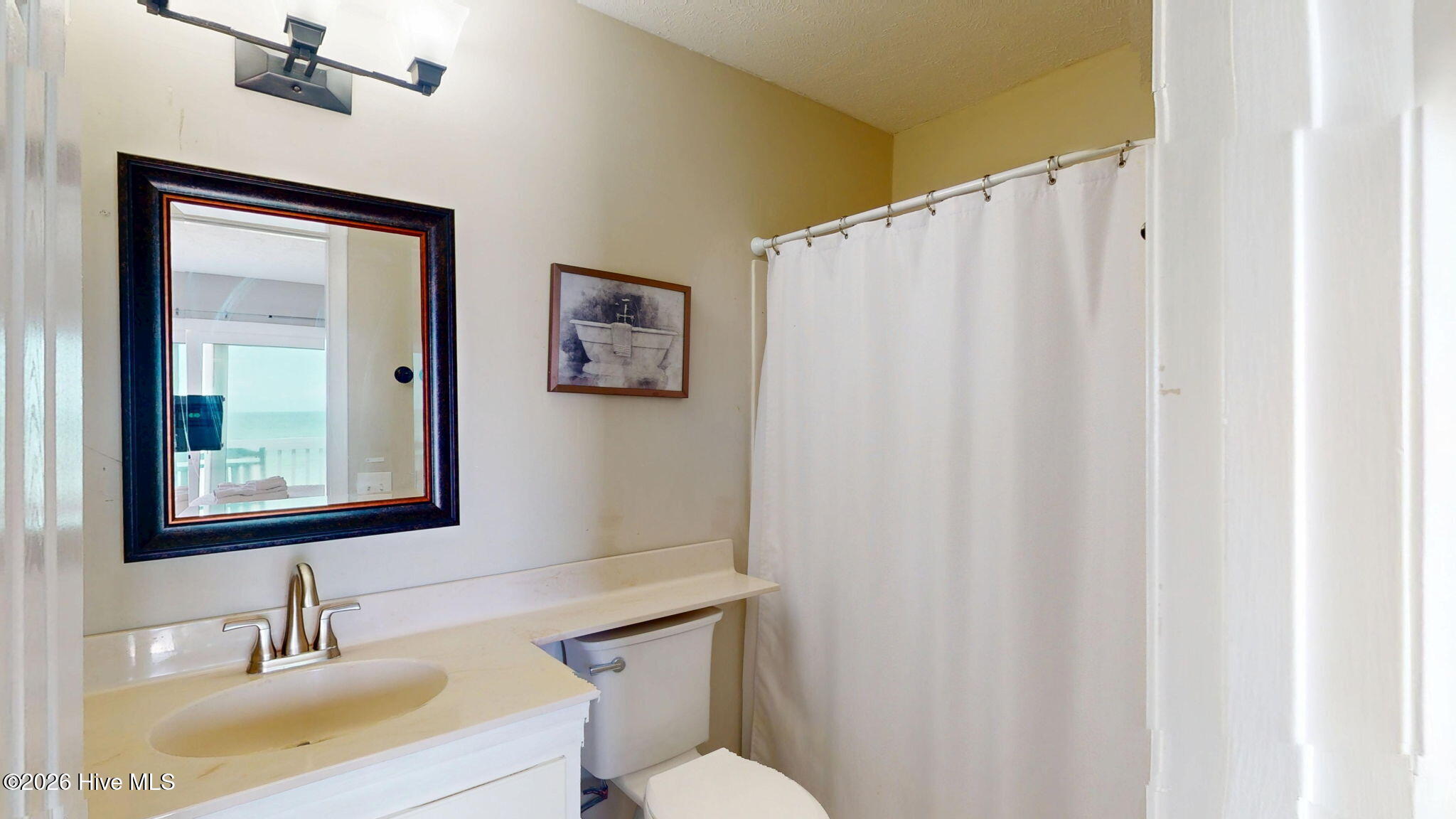 804 Pelican Court Property Photo 18