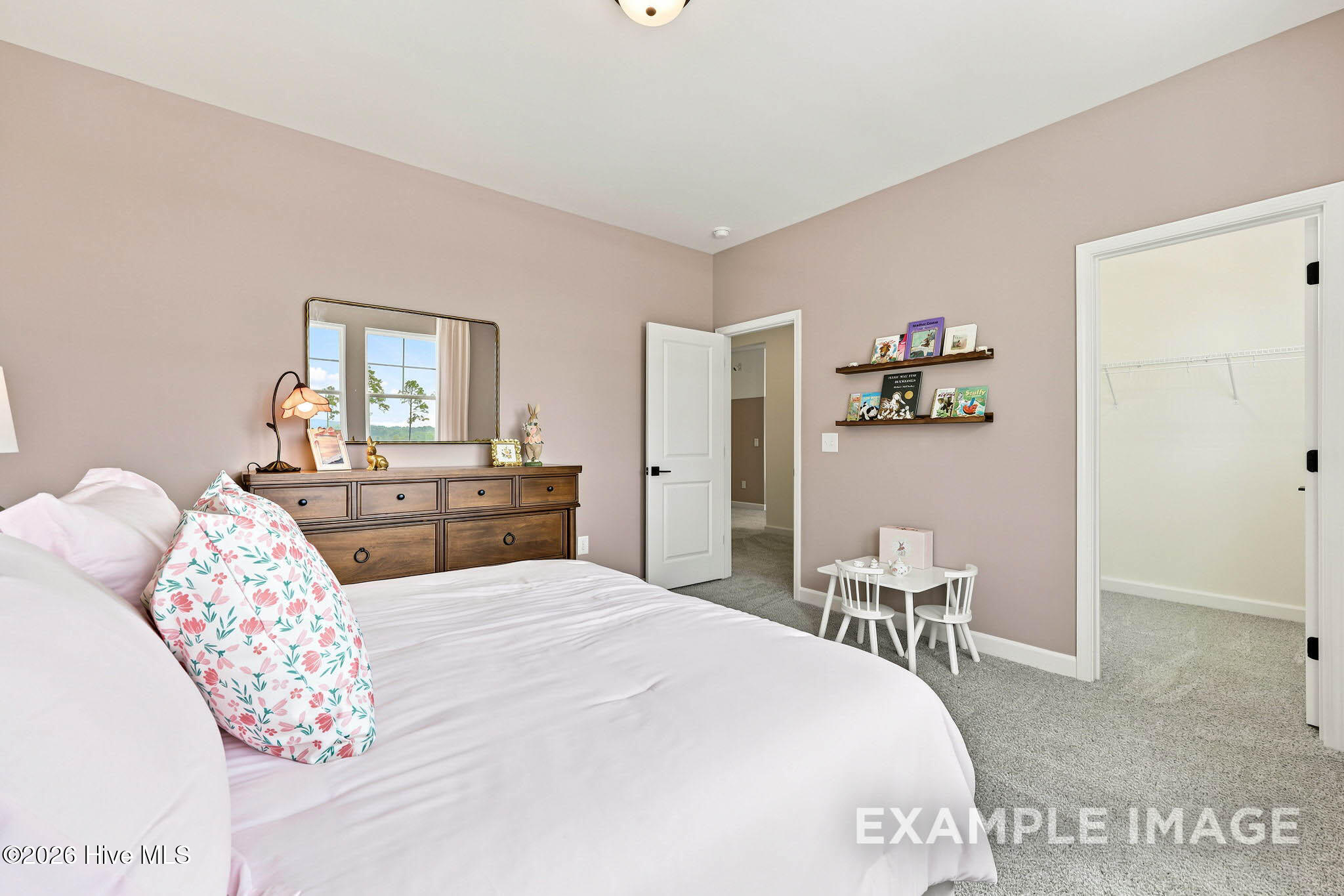 563 Whinfield Place Property Photo 15