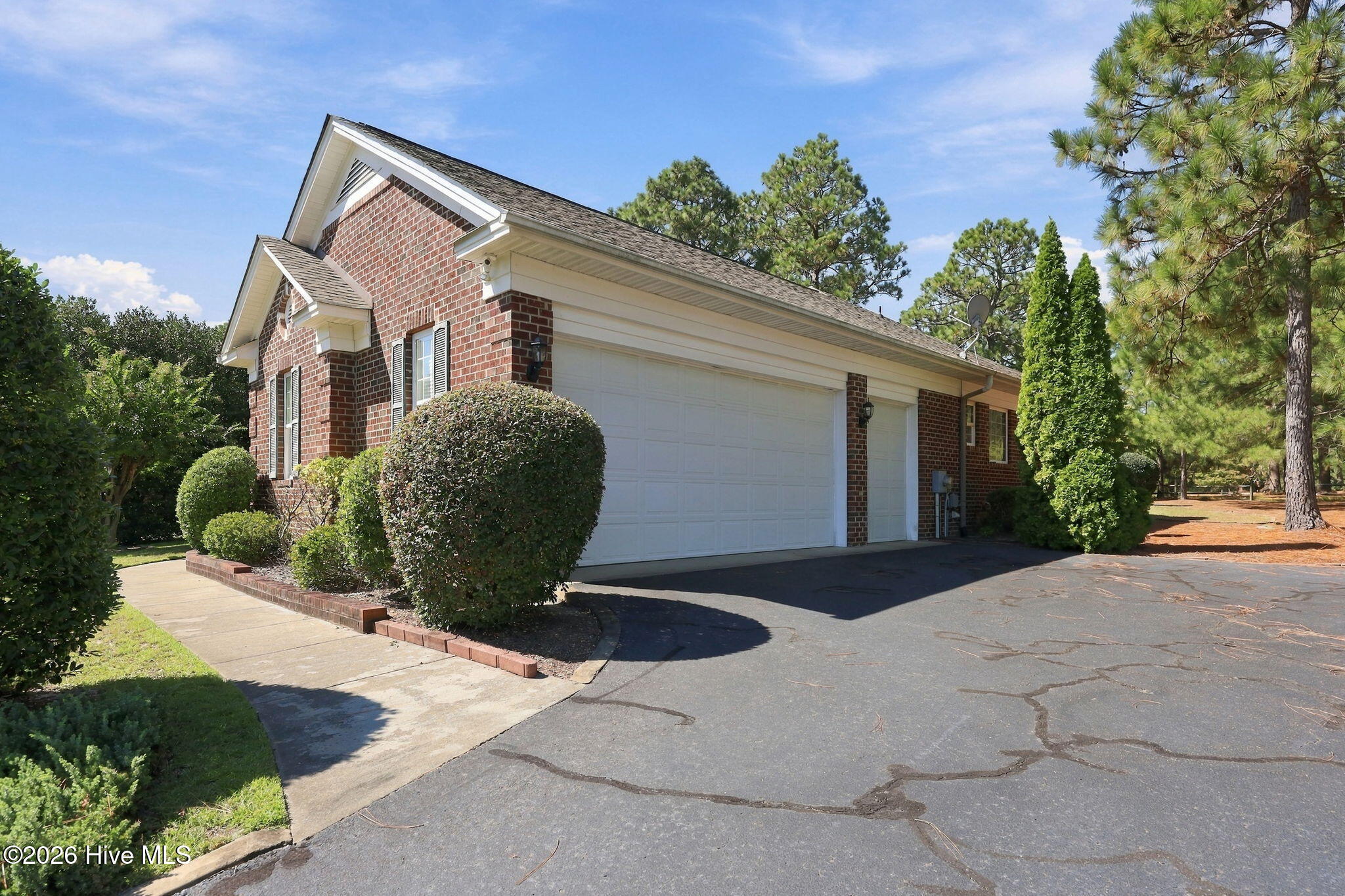 6 Wisteria Way Property Photo 6