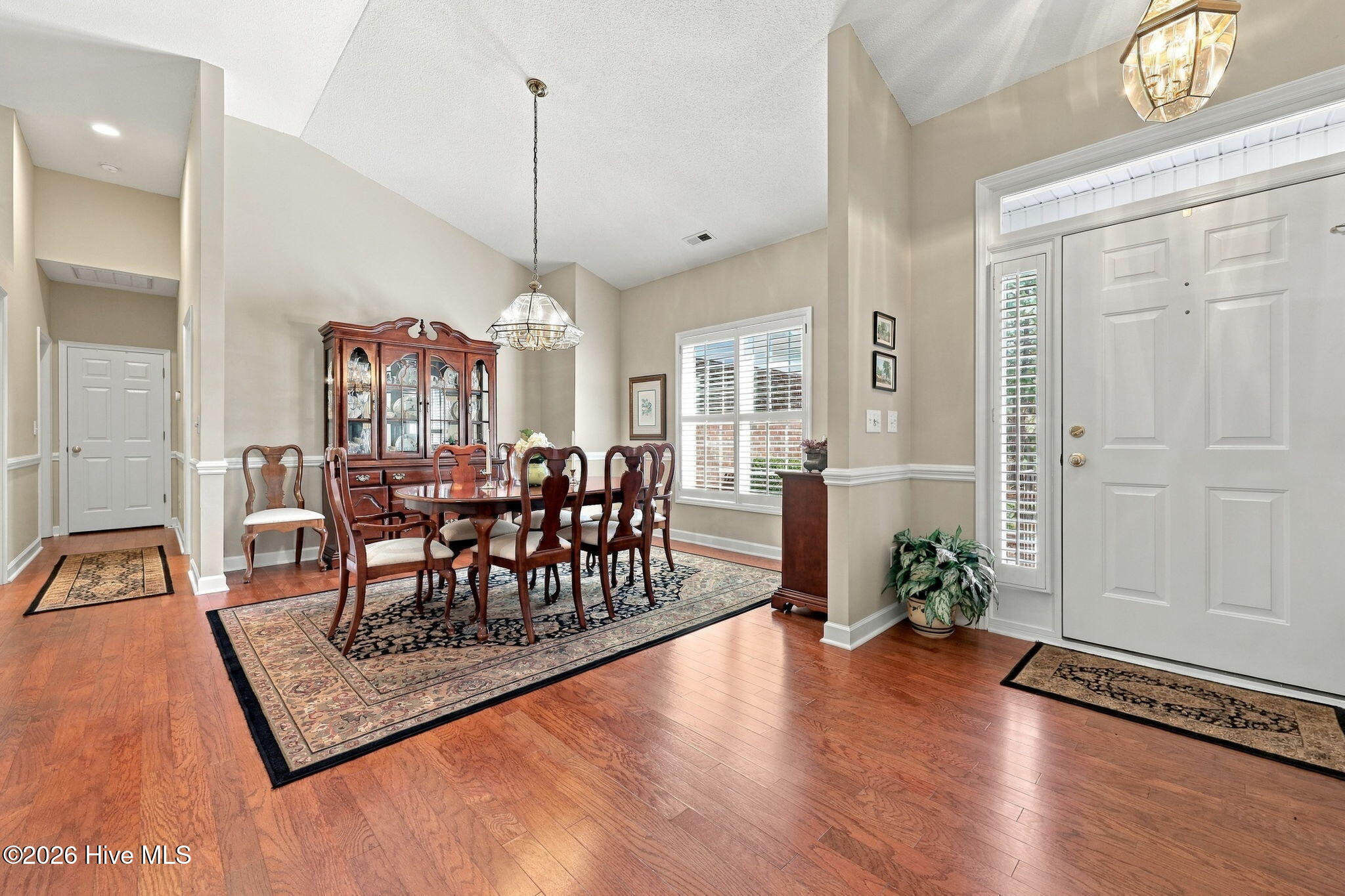 6 Wisteria Way Property Photo 7
