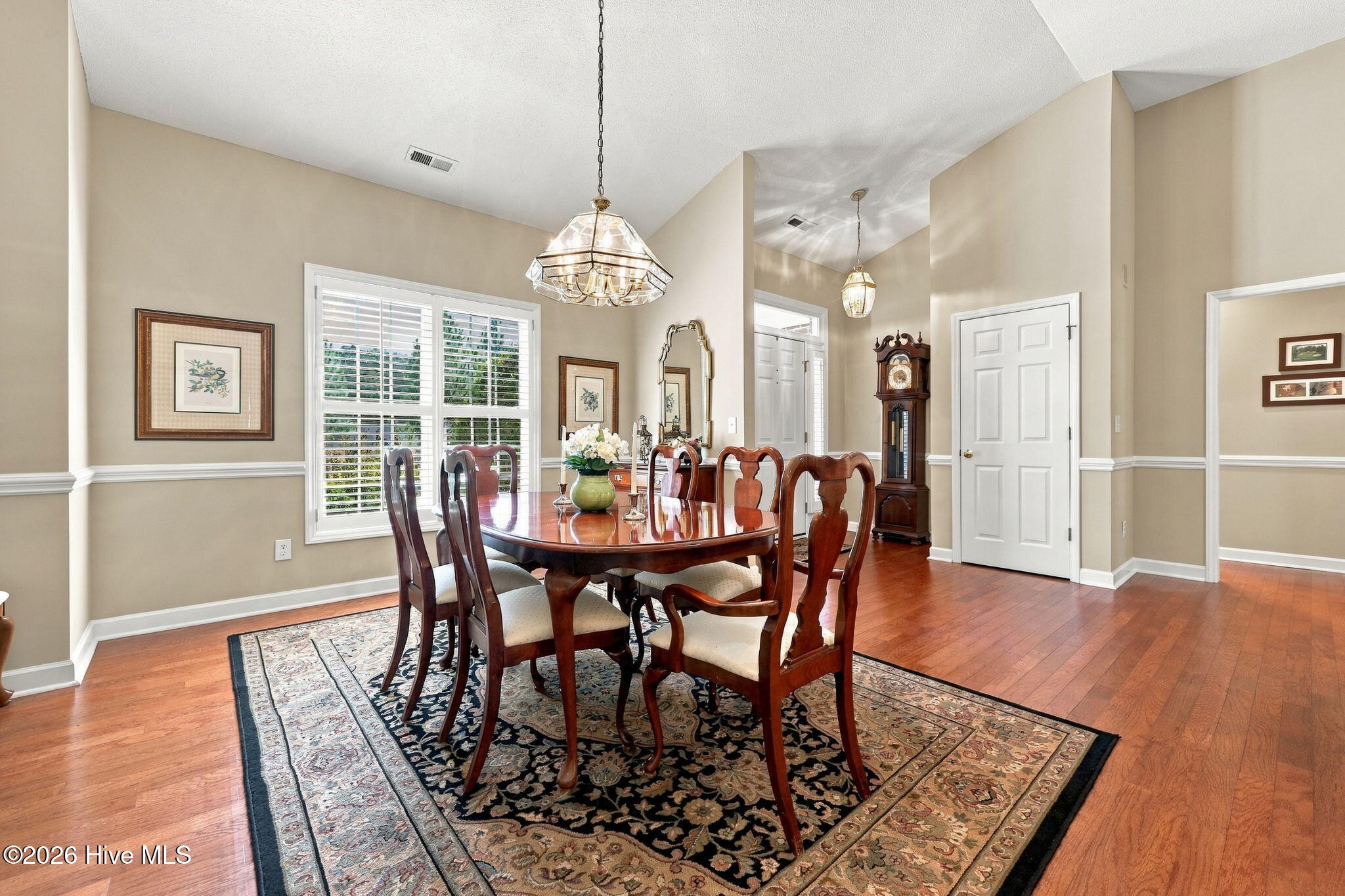 6 Wisteria Way Property Photo 9
