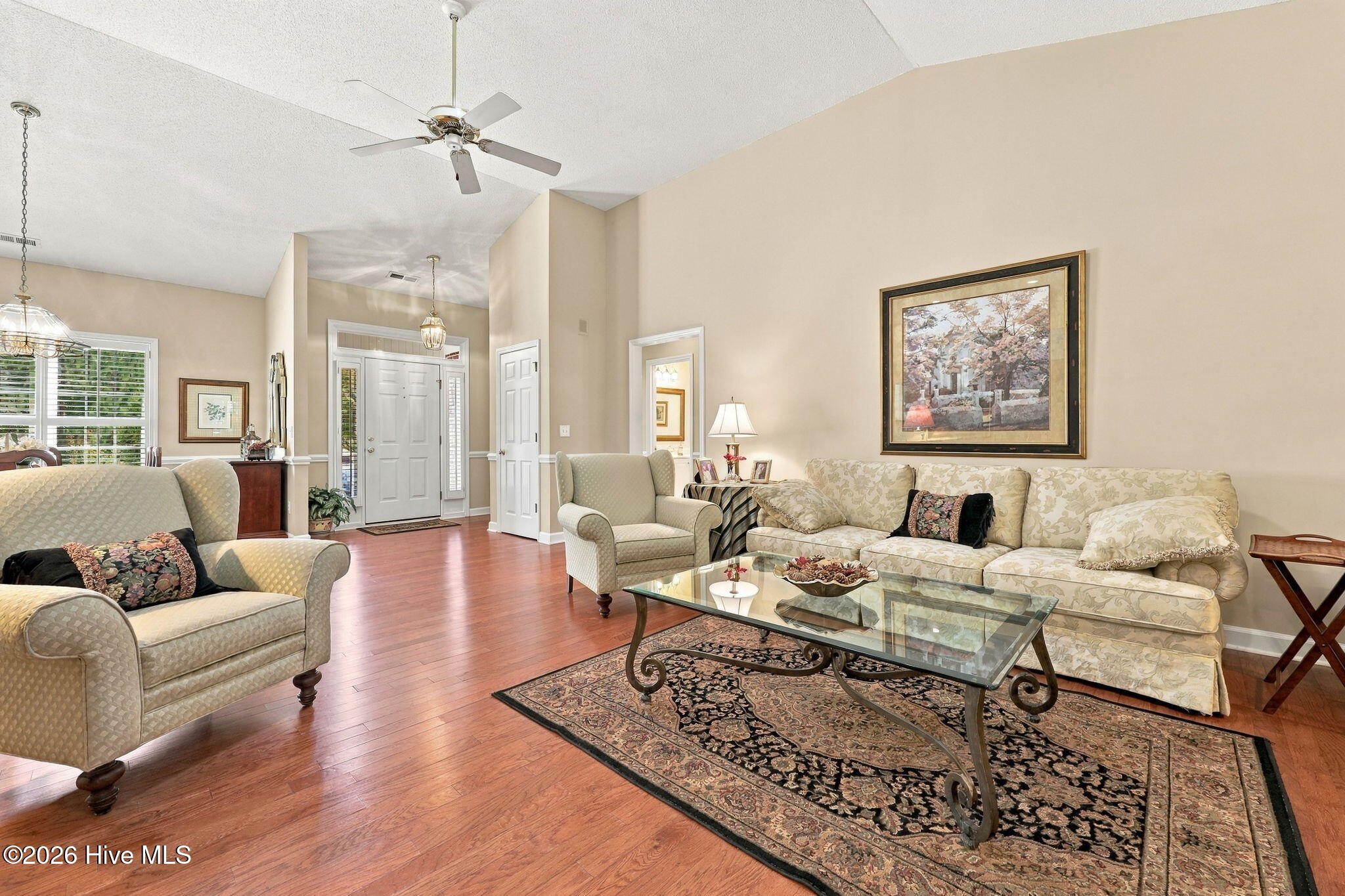 6 Wisteria Way Property Photo 10