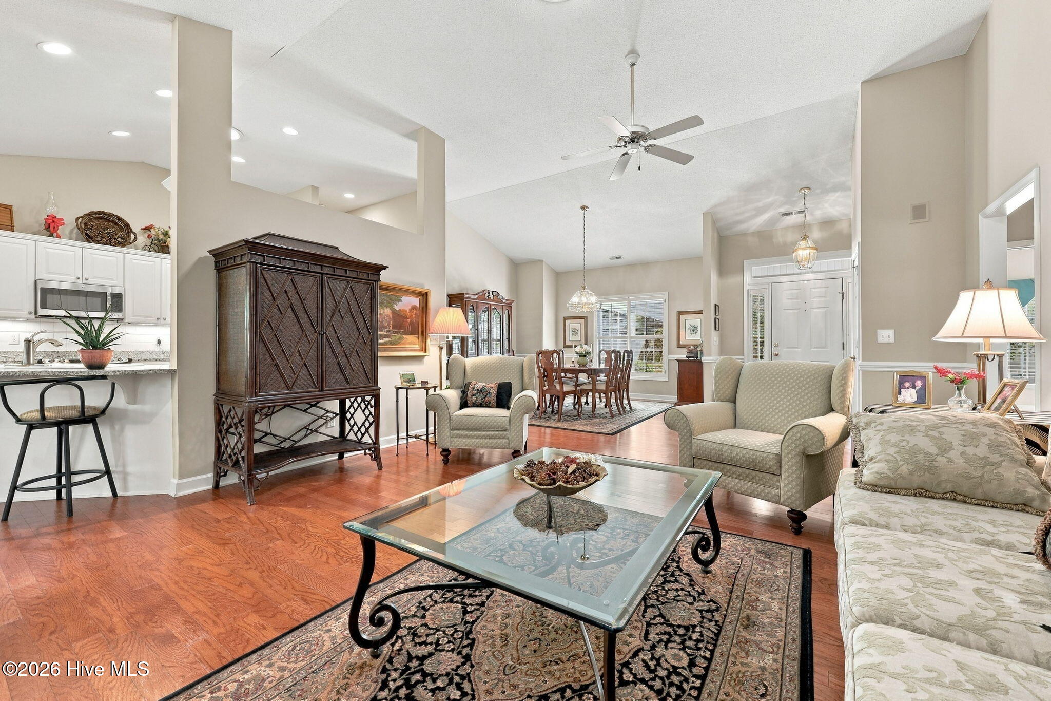 6 Wisteria Way Property Photo 11