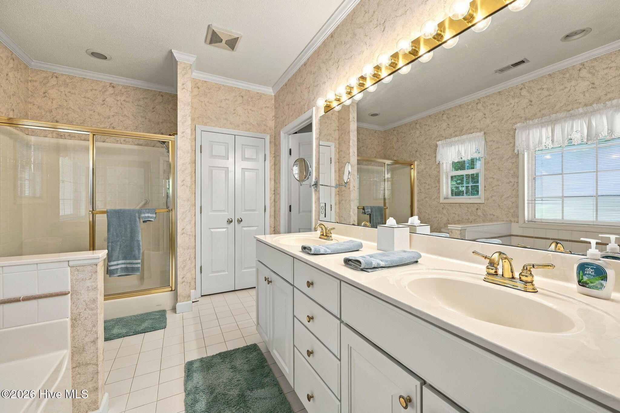 6 Wisteria Way Property Photo 26