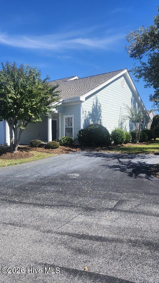 125 Willow Pond Drive Property Photo 2