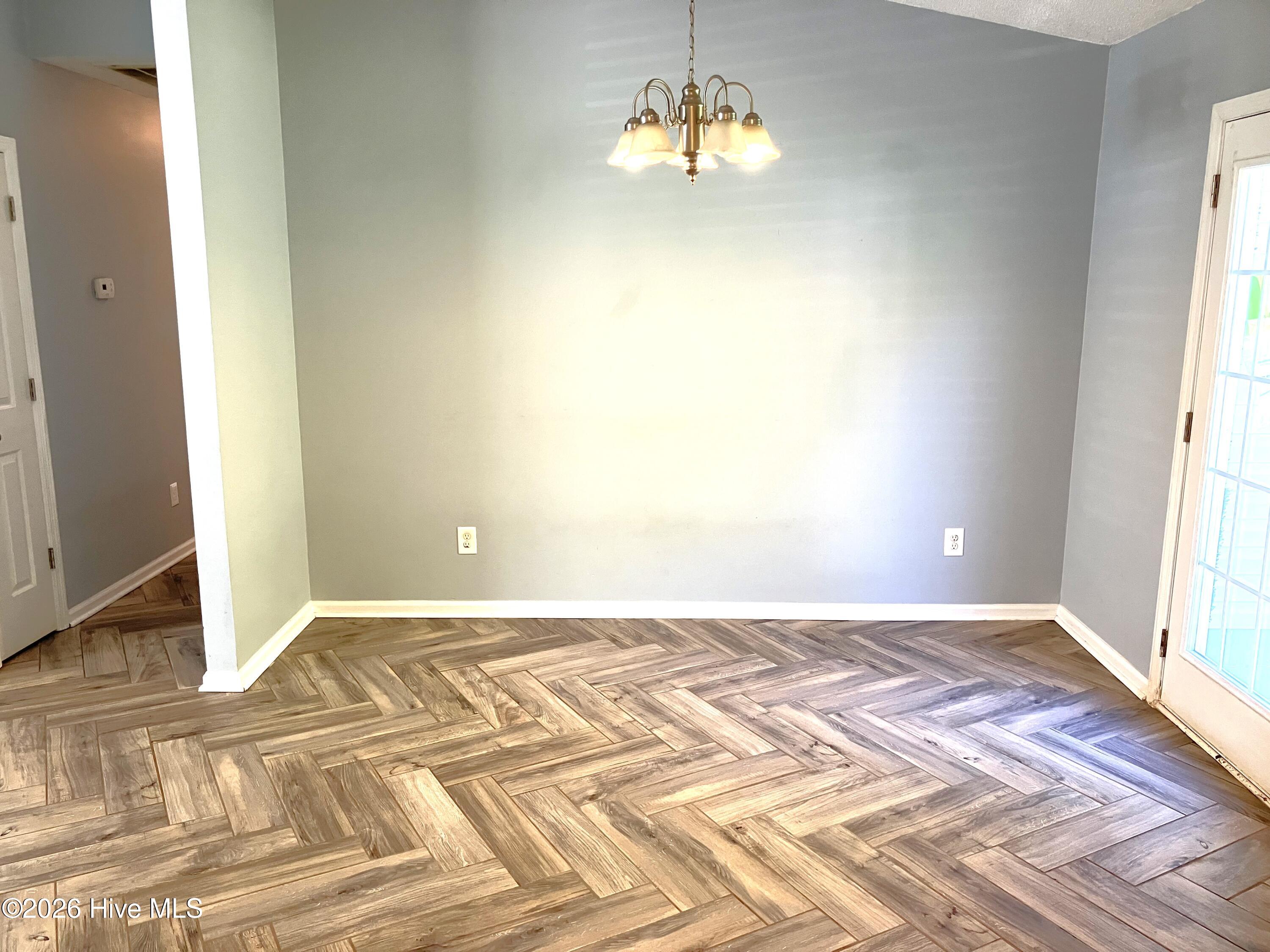 249 Bishop Drive Property Photo 4