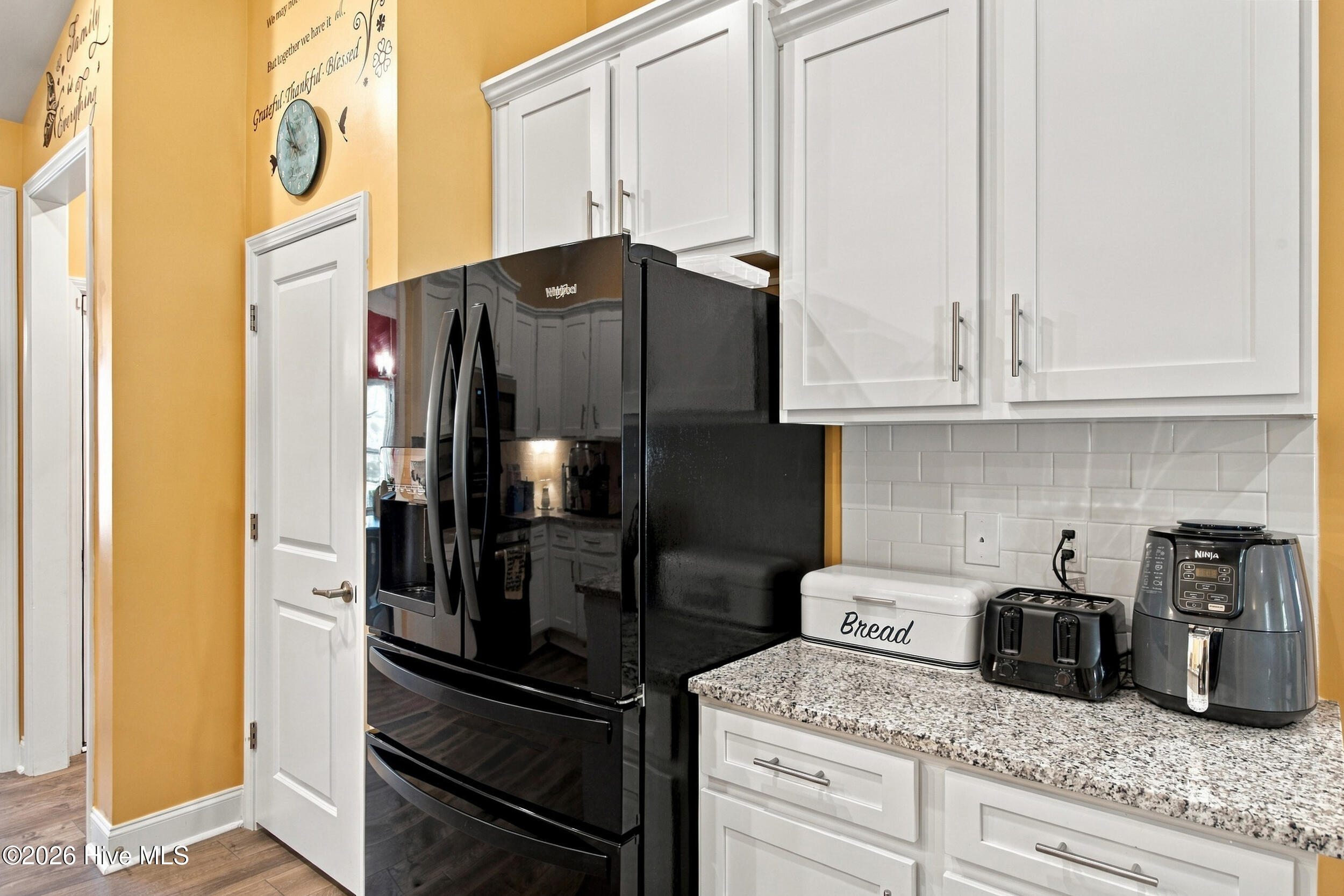715 Greenwich Place Property Photo 14
