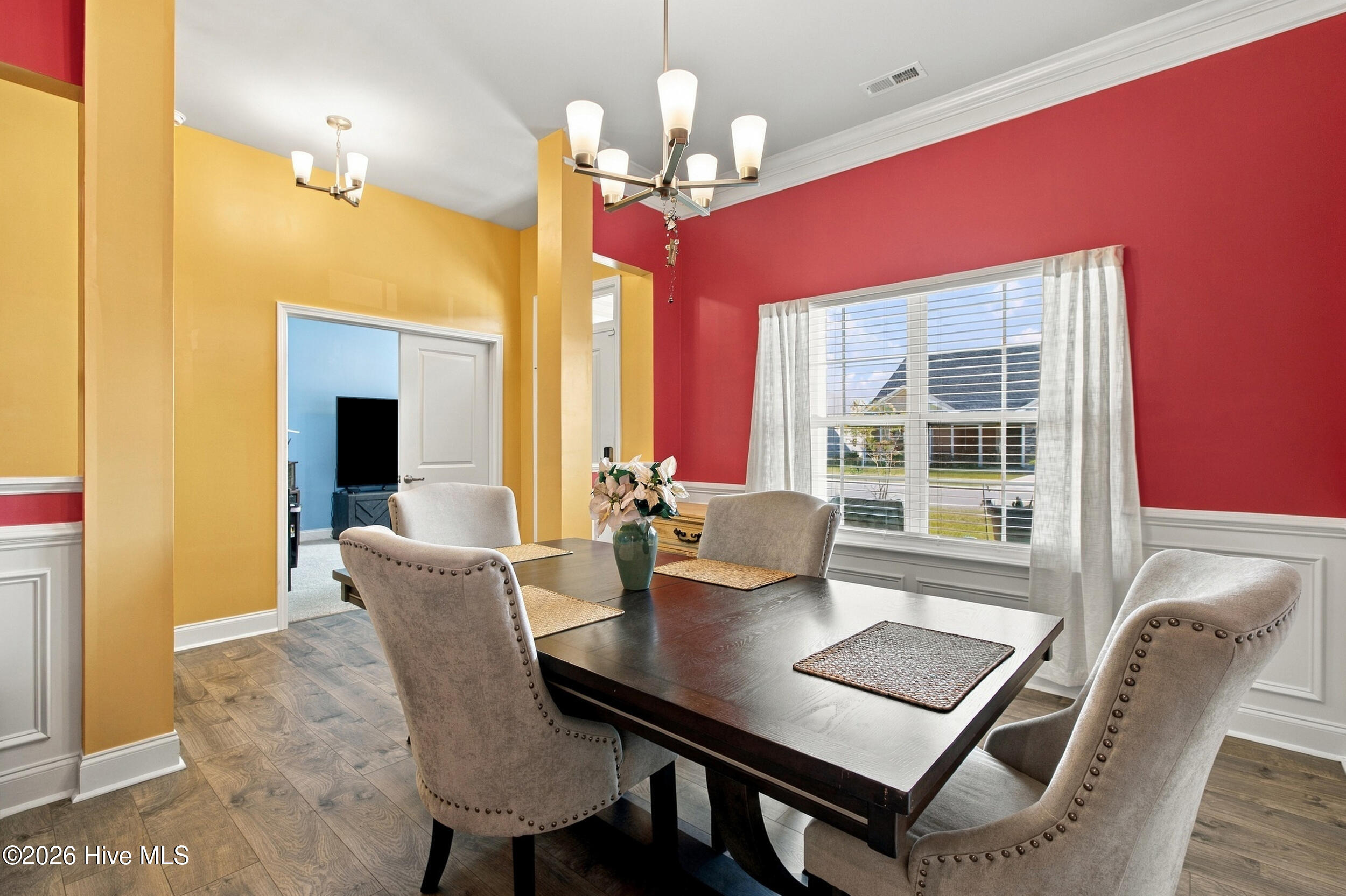 715 Greenwich Place Property Photo 15