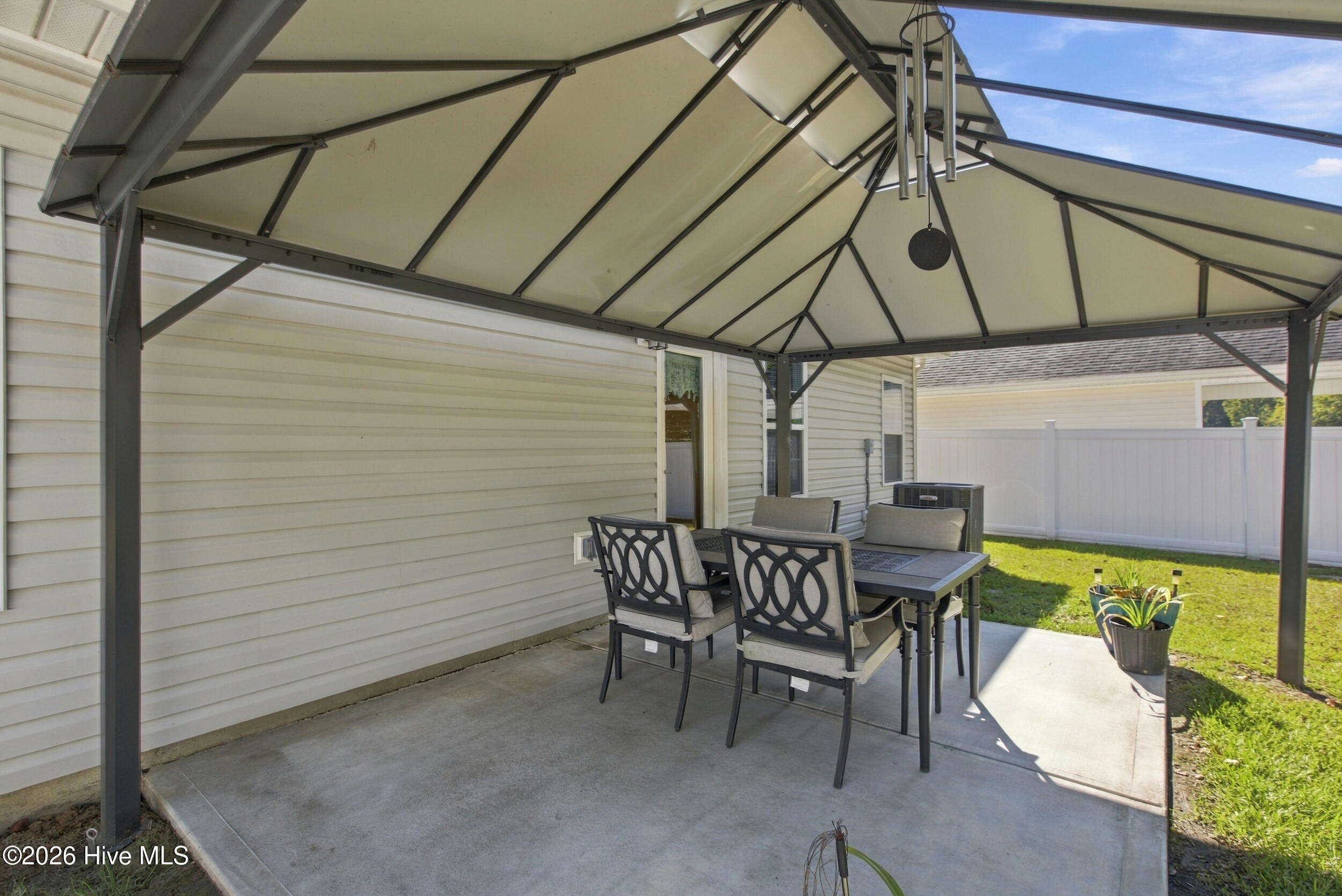715 Greenwich Place Property Photo 27