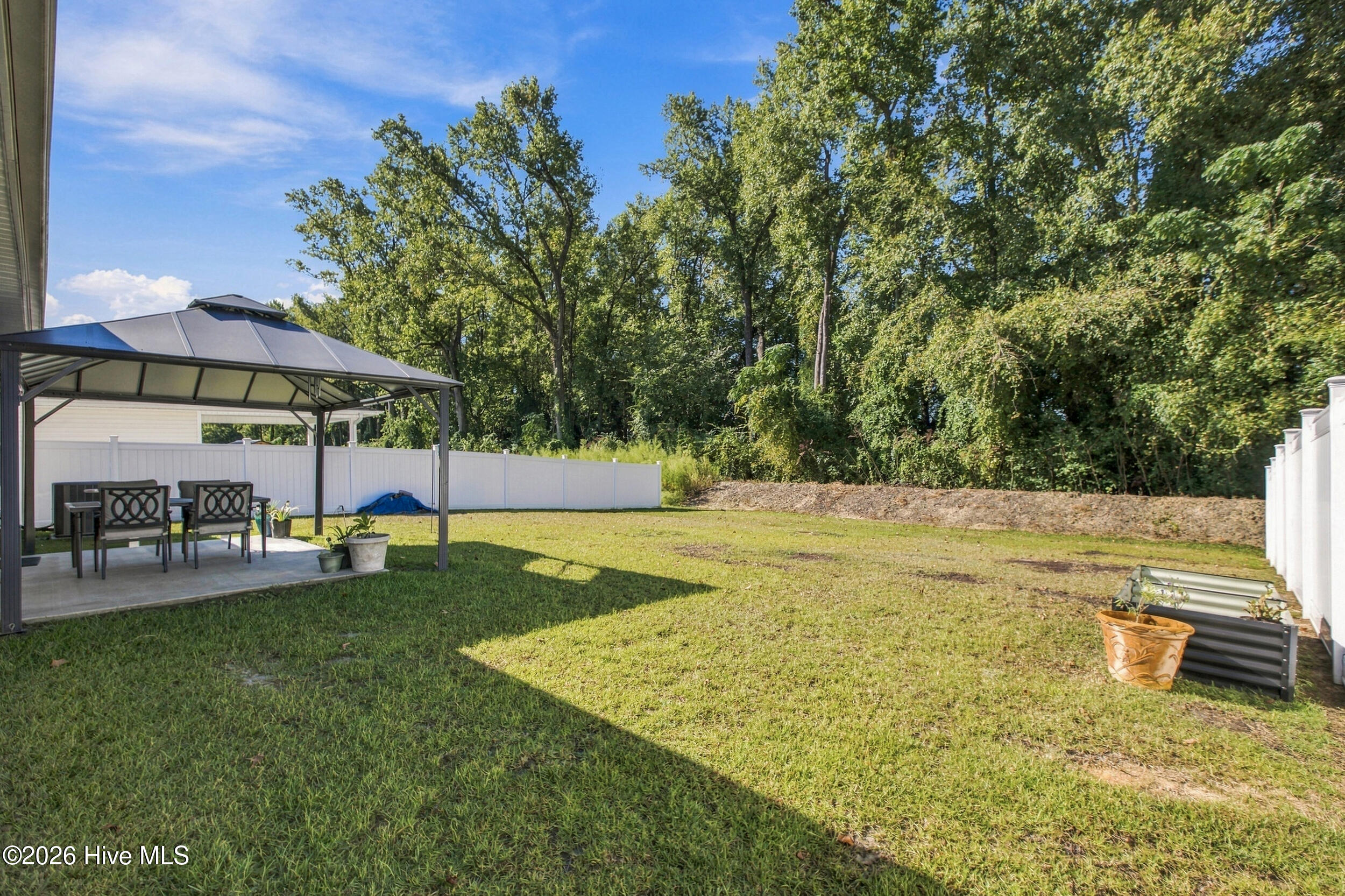 715 Greenwich Place Property Photo 28