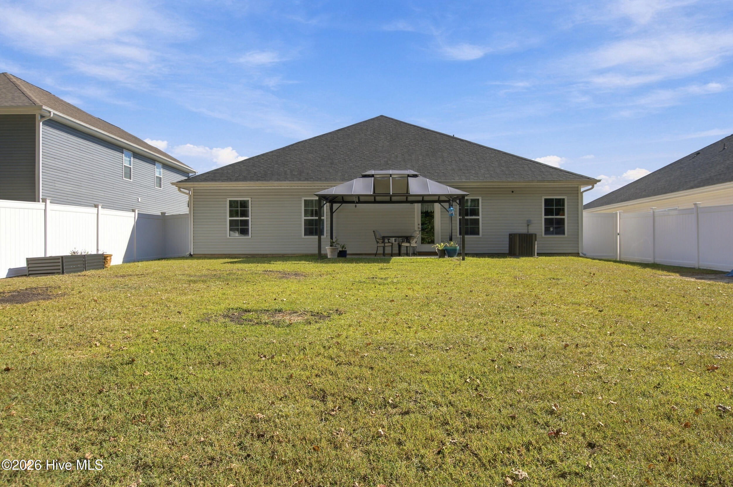 715 Greenwich Place Property Photo 30