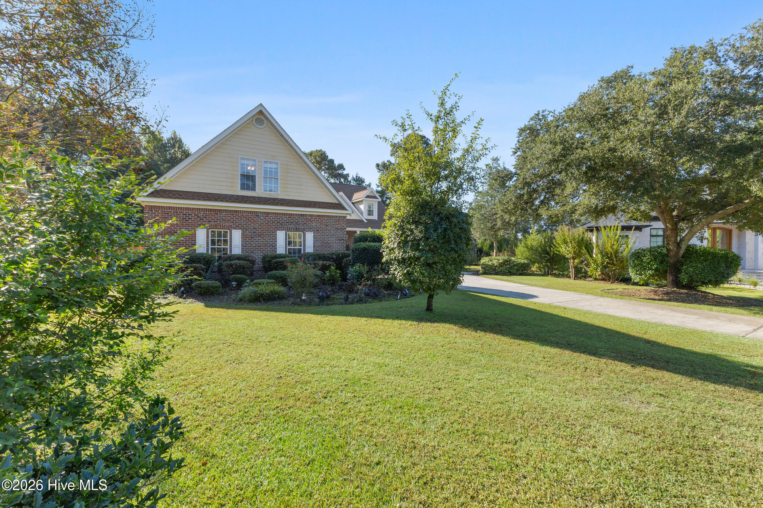 208 Dartridge Court Property Photo 3