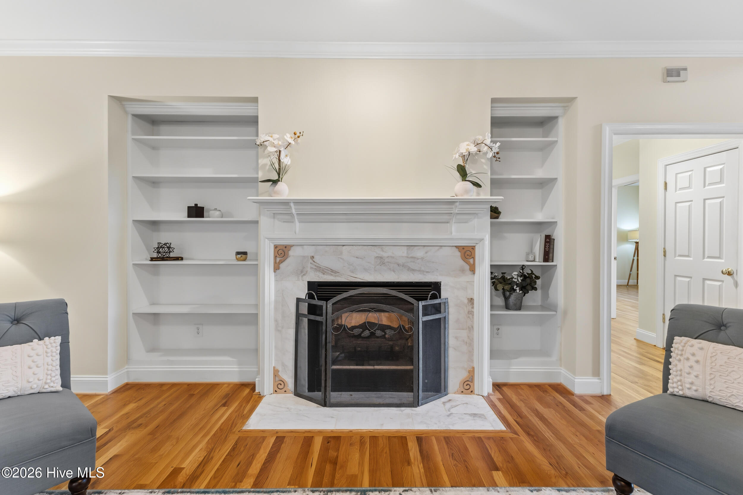 208 Dartridge Court Property Photo 8