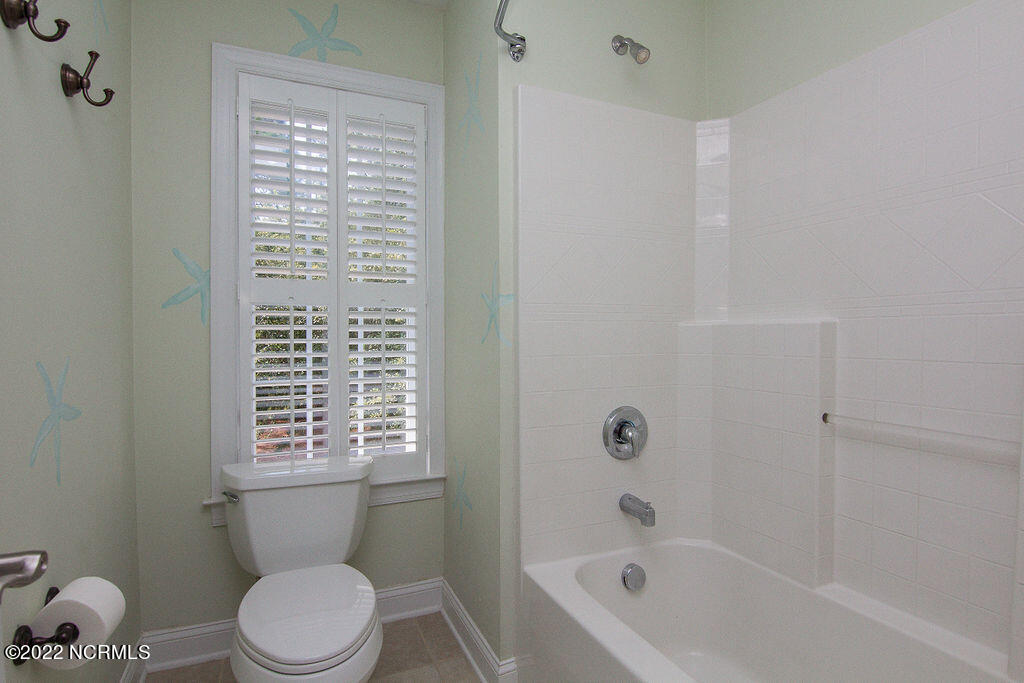 4925 Whitner Drive Property Photo 17
